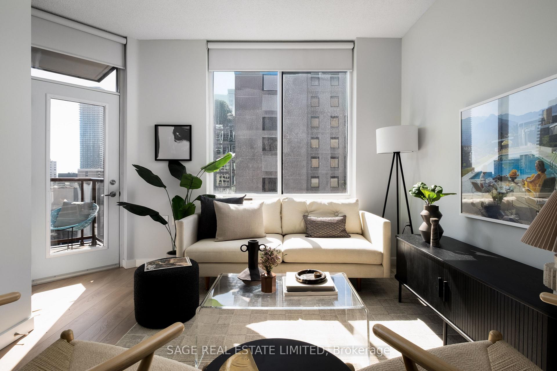 85 Bloor Street E #1713