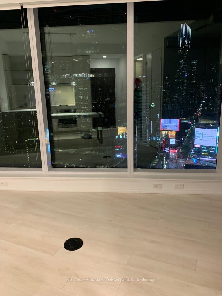 197 Yonge Street  #3213