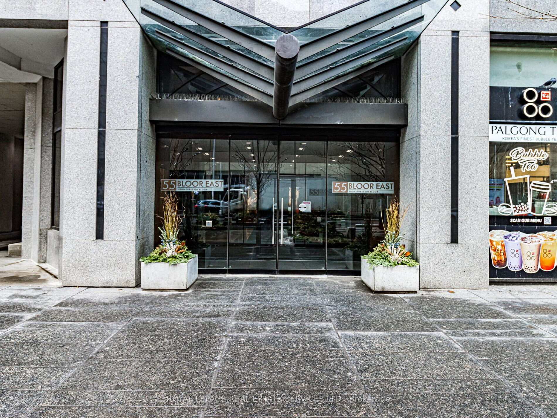 55 Bloor Street E #802