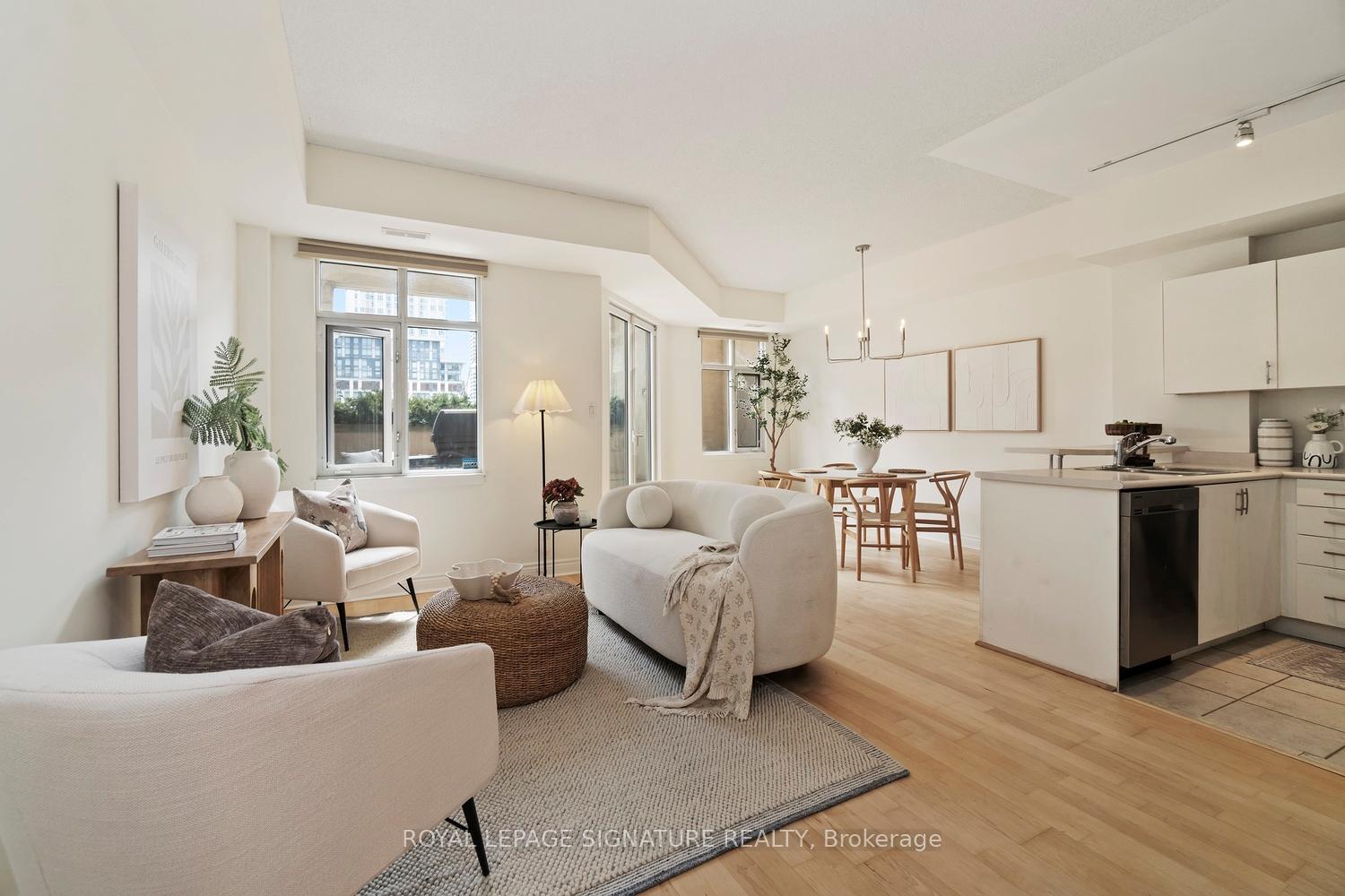 550 Front Street W #207
