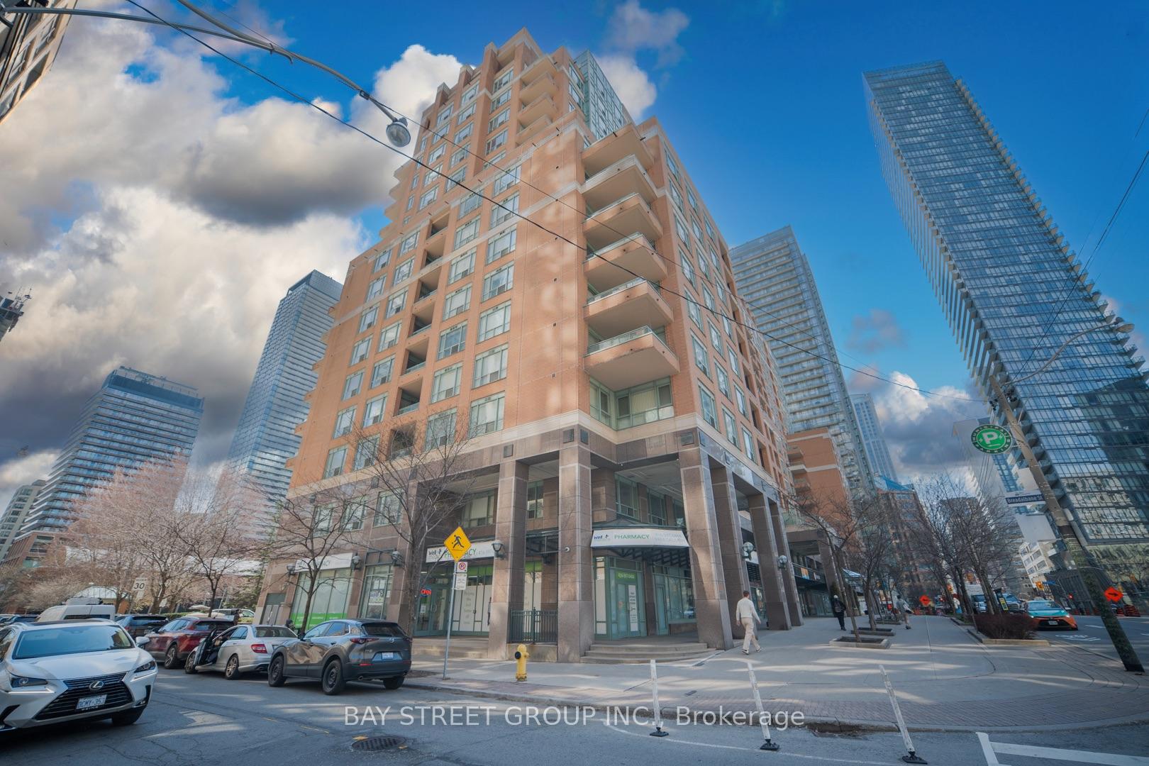 889 Bay Street  #713