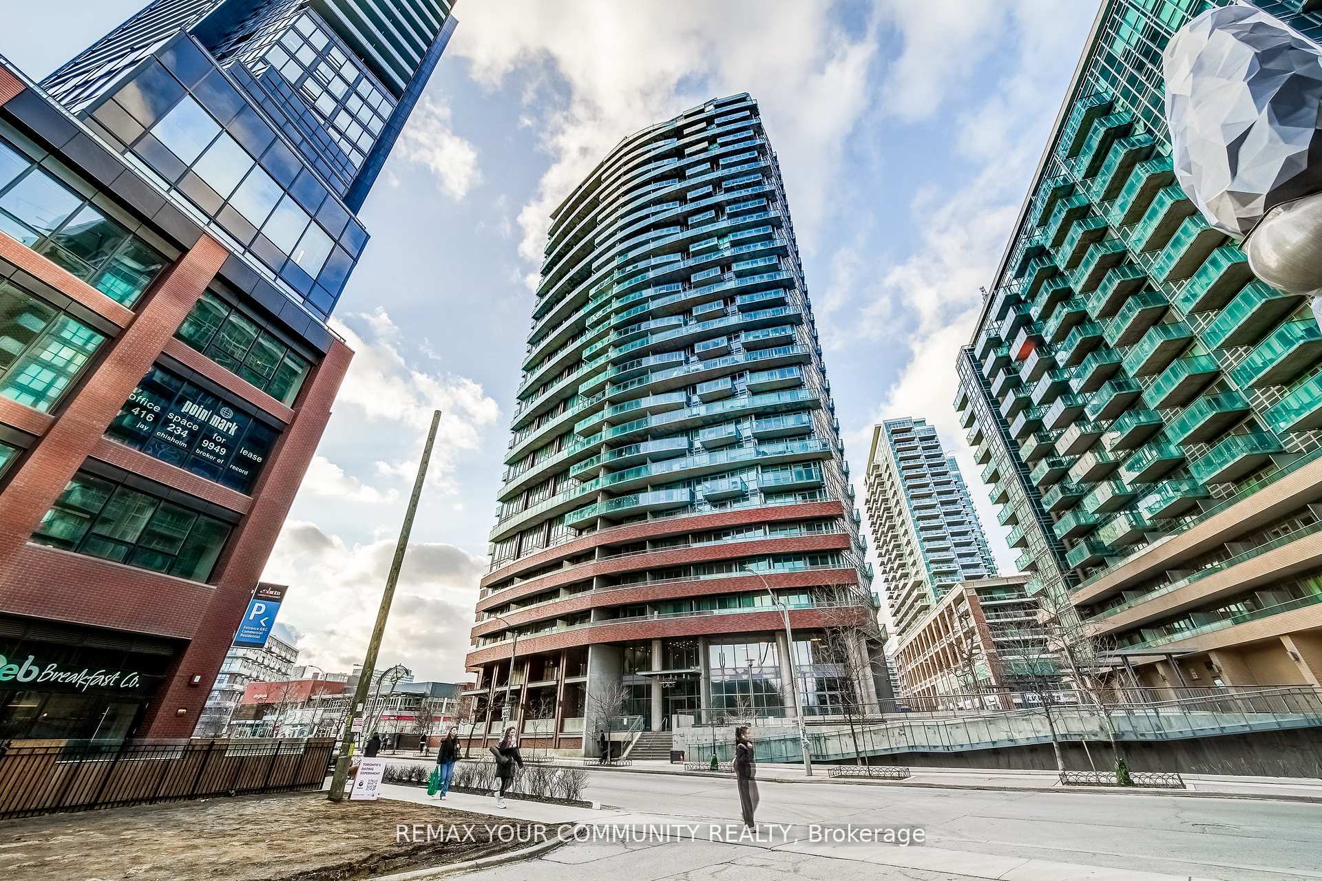 150 East Liberty Street  PH2