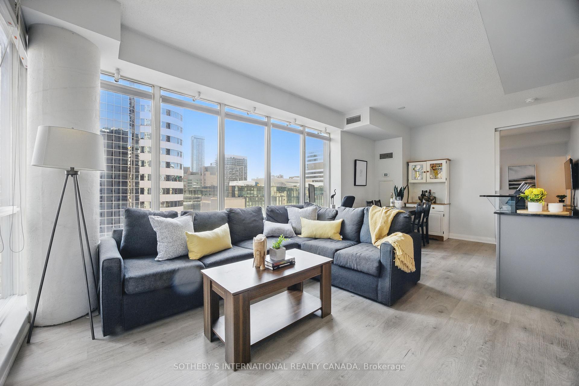 220 Victoria Street  #1307