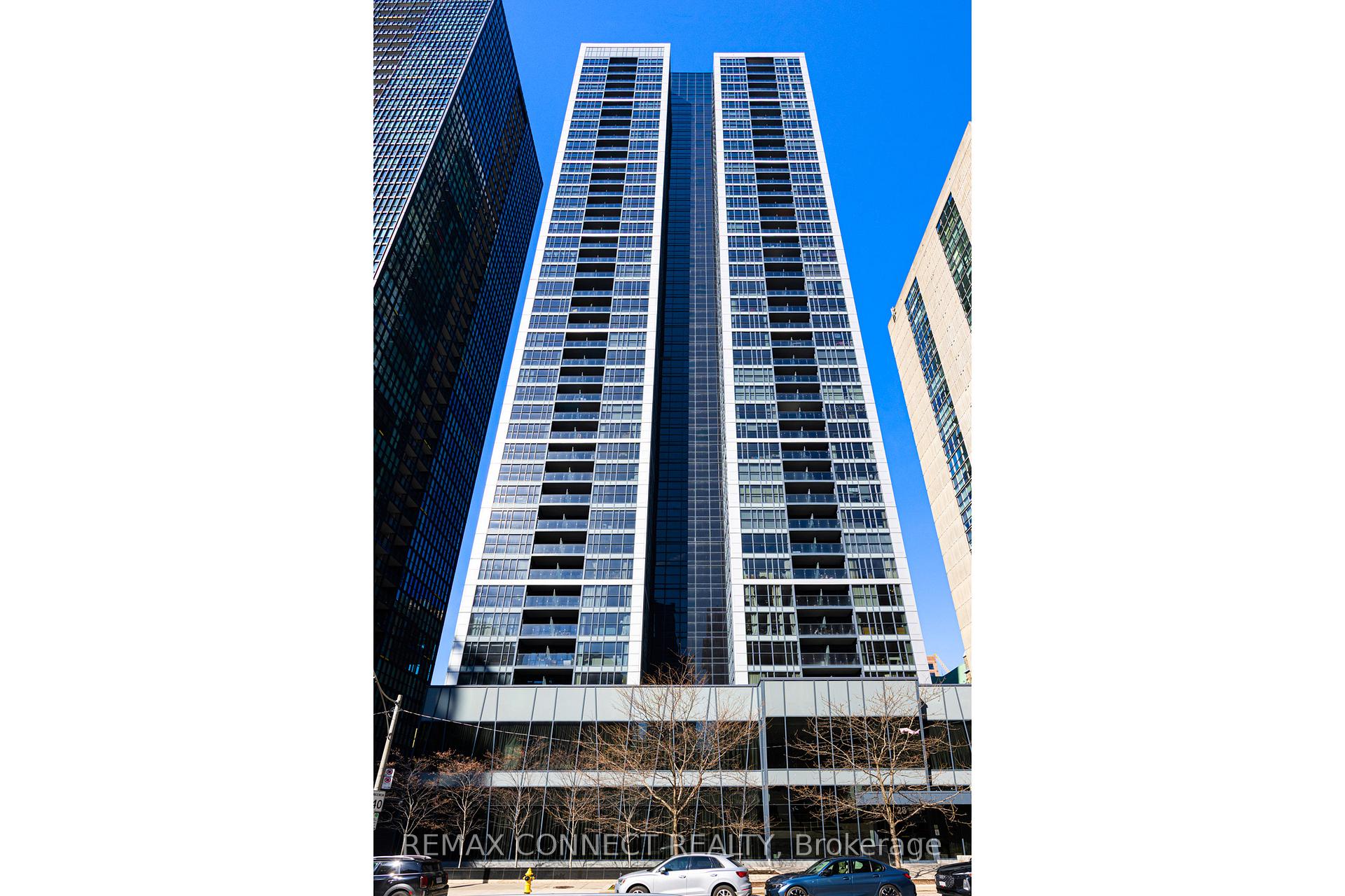 28 Ted Rogers Way  #1012