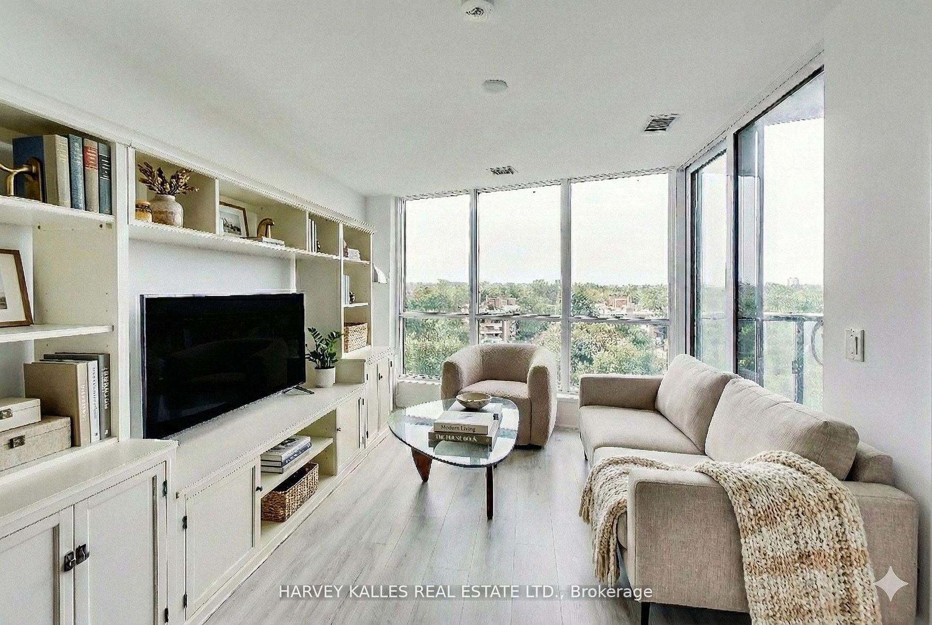 585 Bloor Street E #515