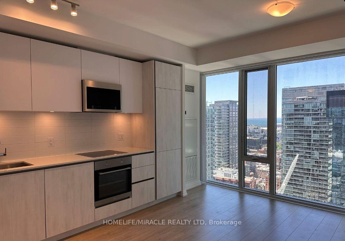 8 Widmer Street  #3715