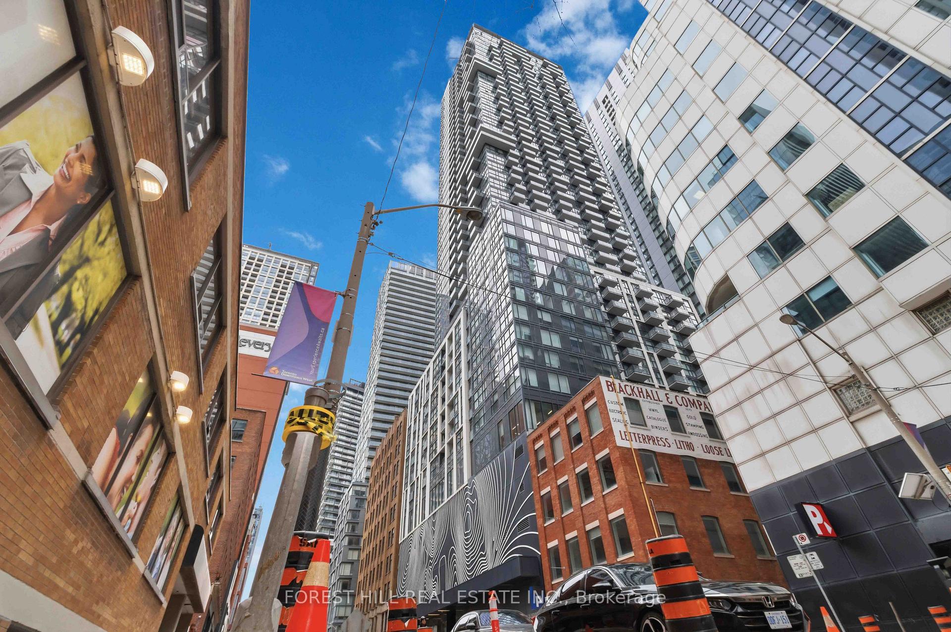 87 PETER Street  #2106