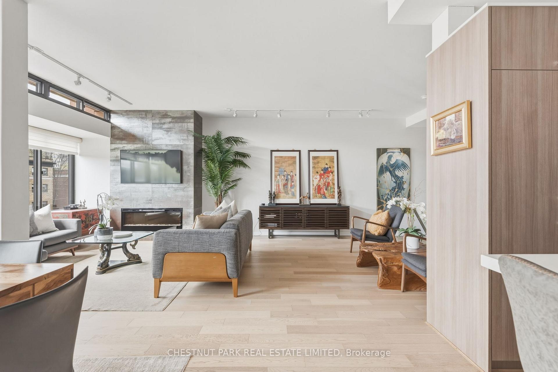 40 Oaklands Avenue  #318