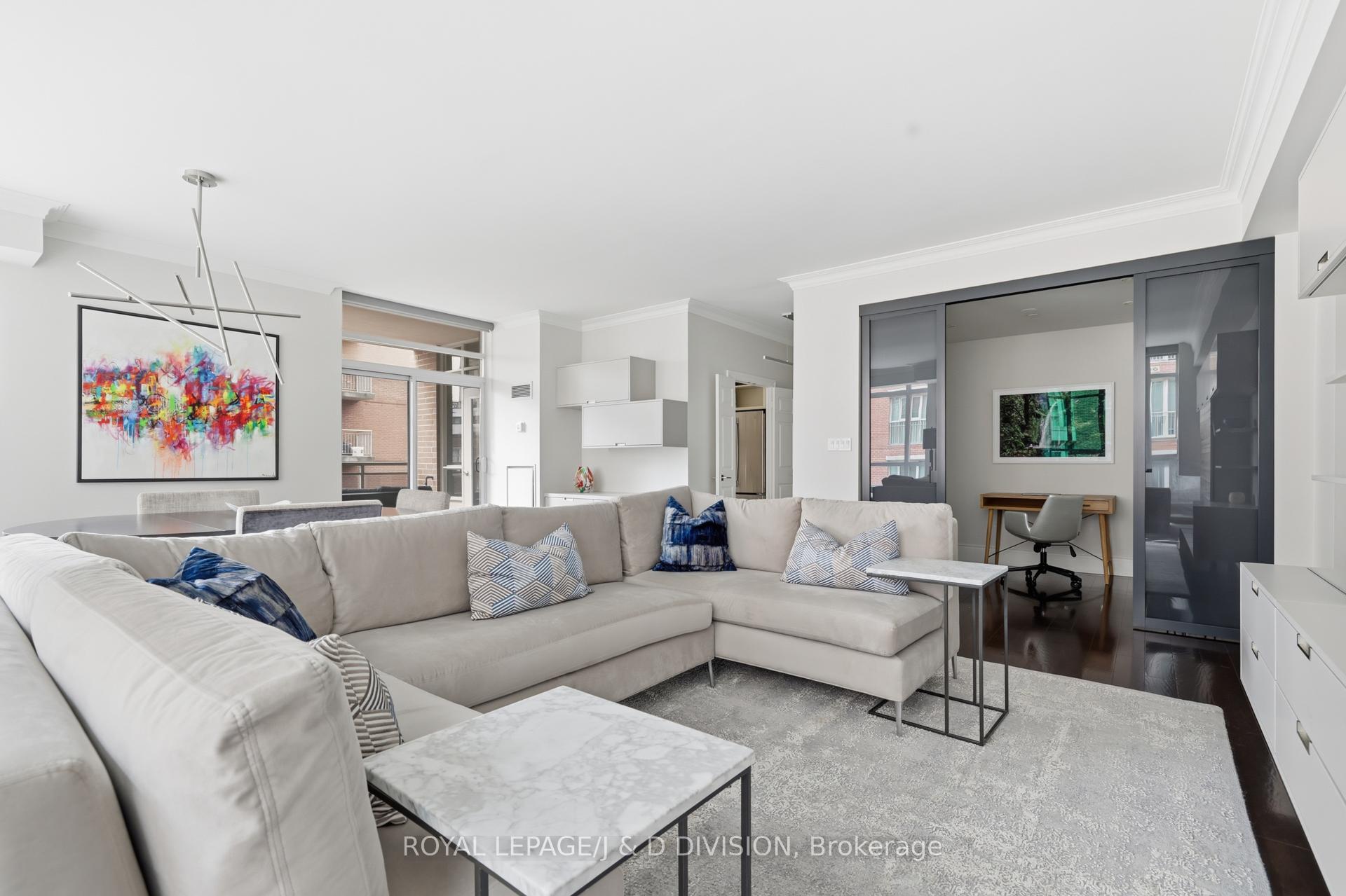 55 Delisle Avenue  #401