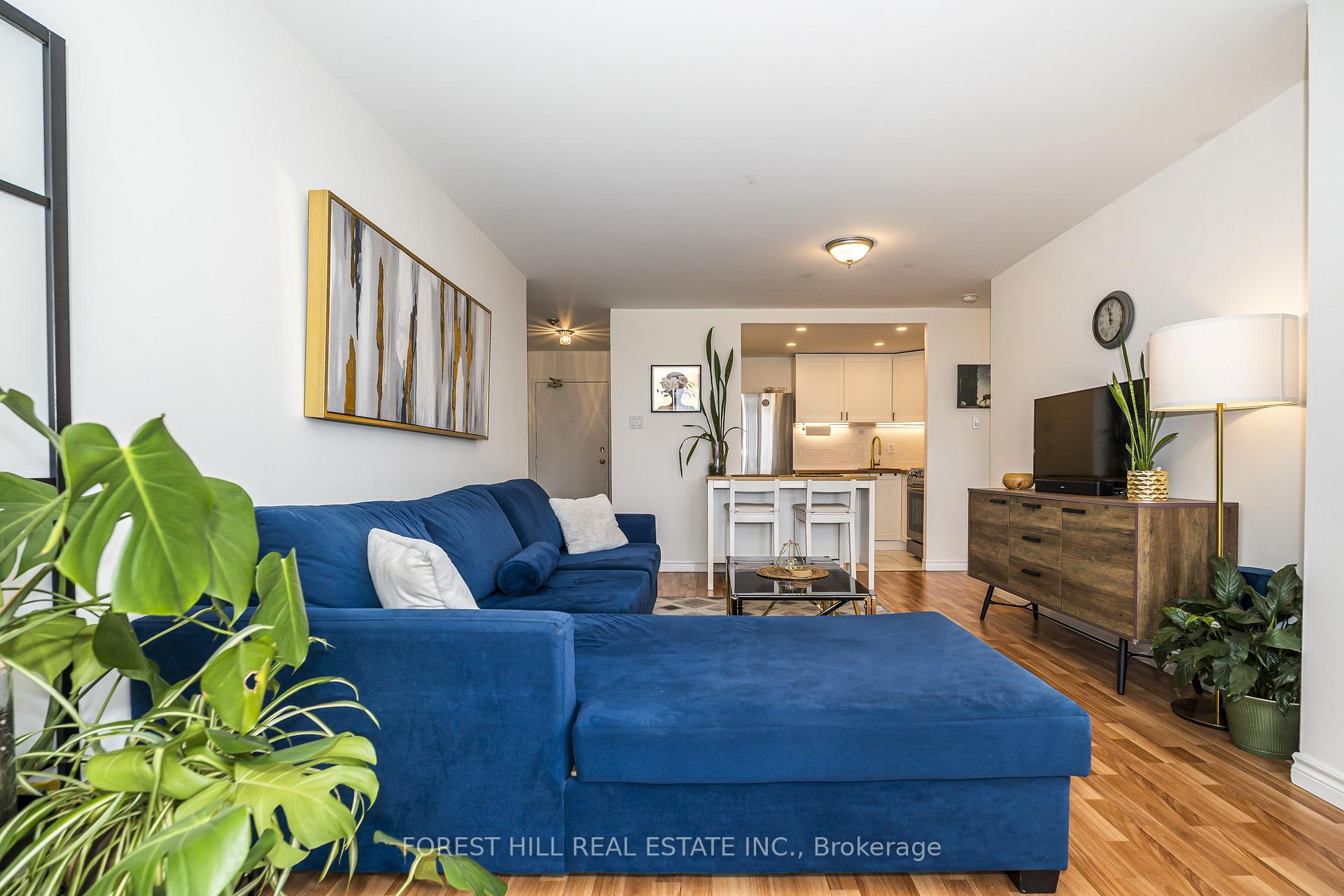 117 Gerrard Street E #903