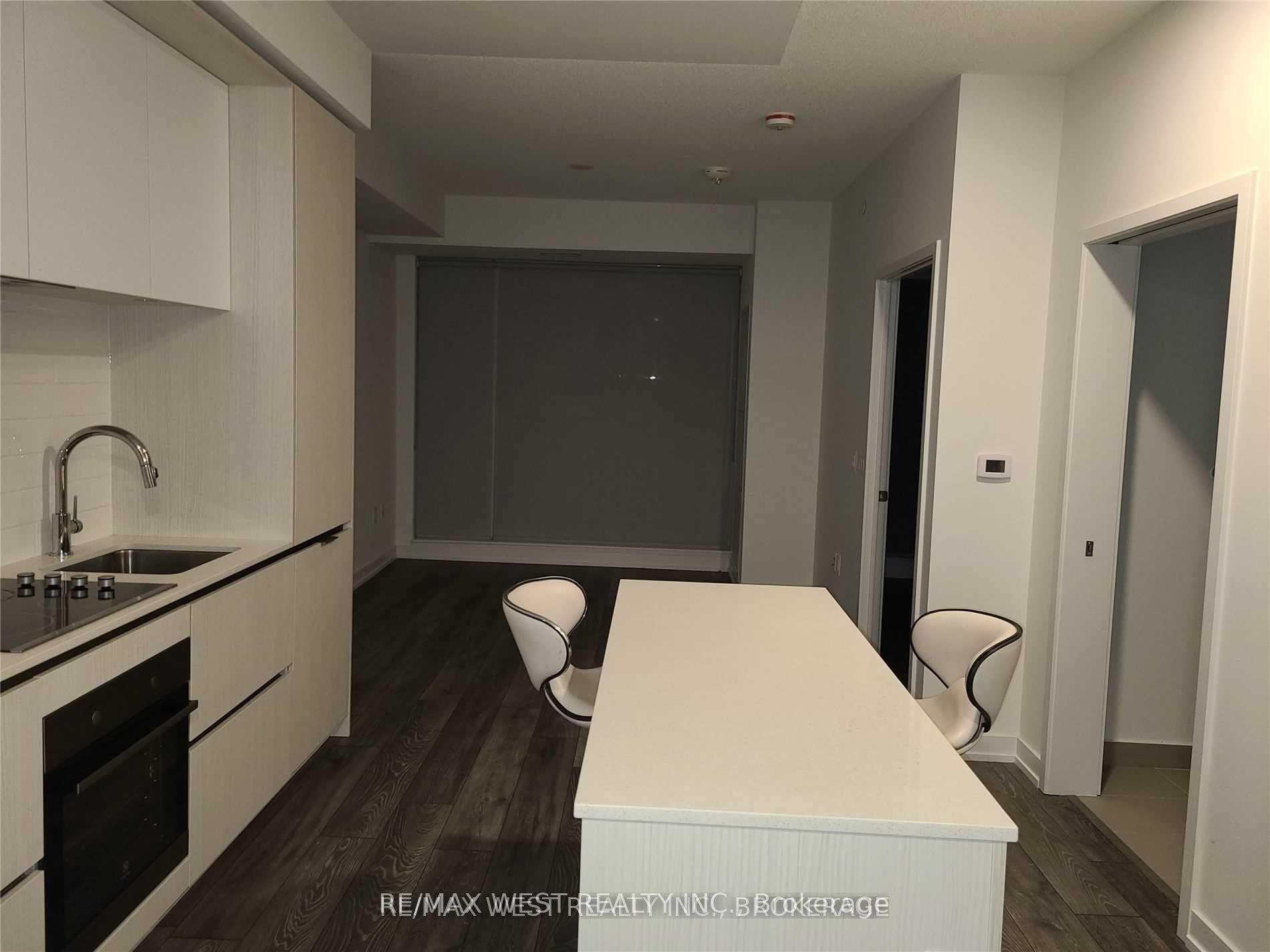 34 Tubman Street  #1009