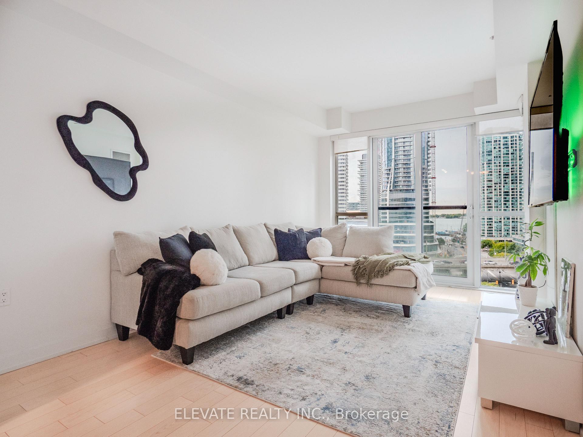 1 The Esplanade N/A  #1009