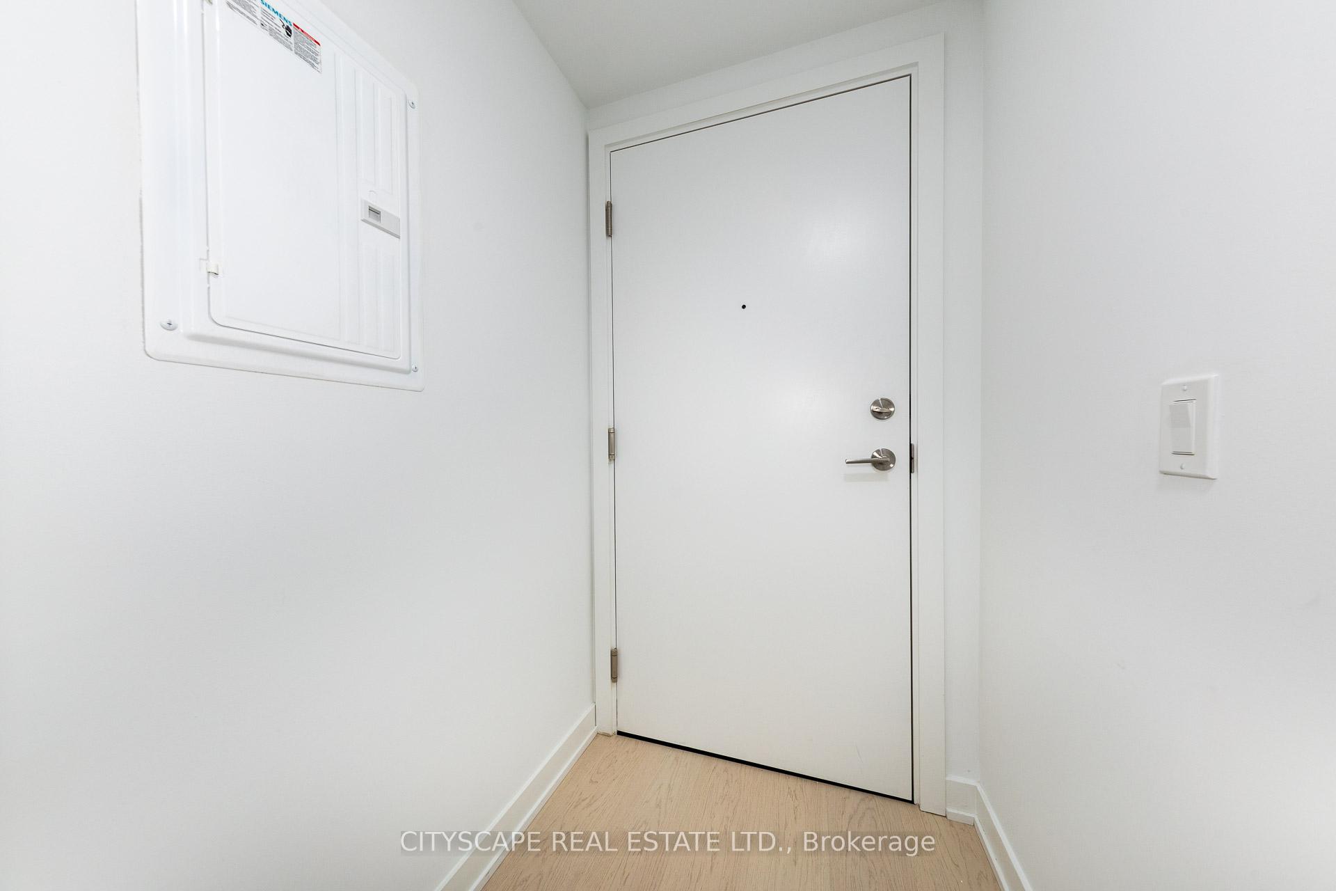 252 Church Street  #4805