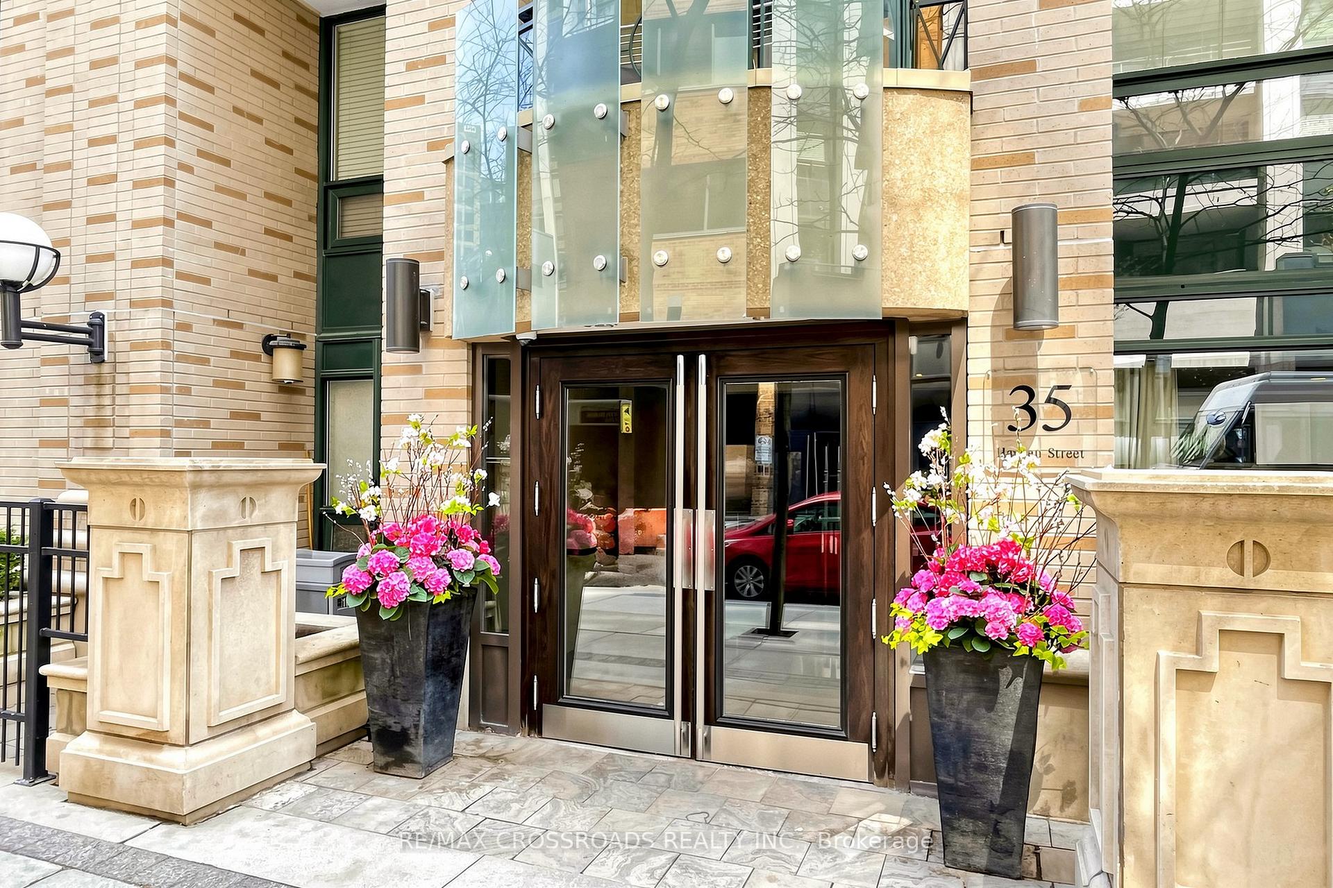 35 Hayden Street  #1201