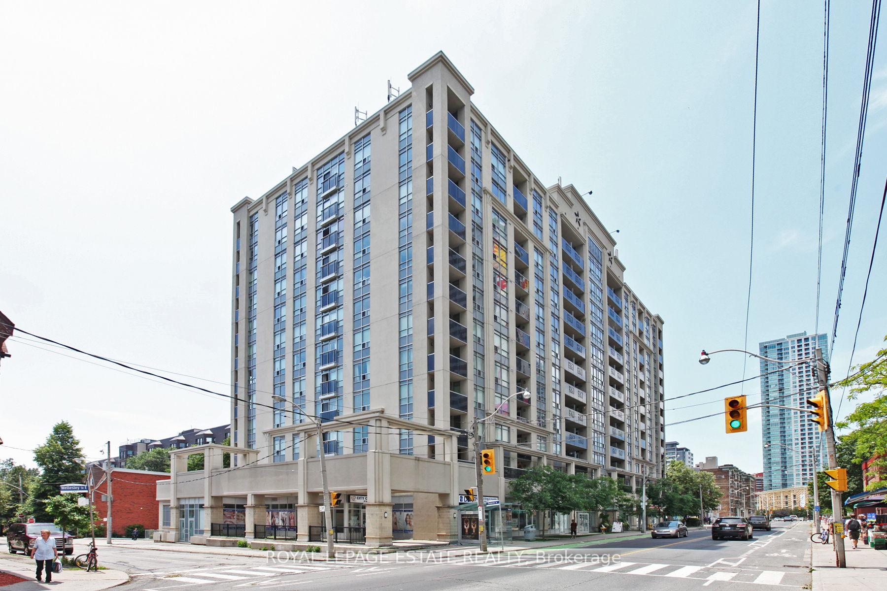 225 Wellesley Street E #512