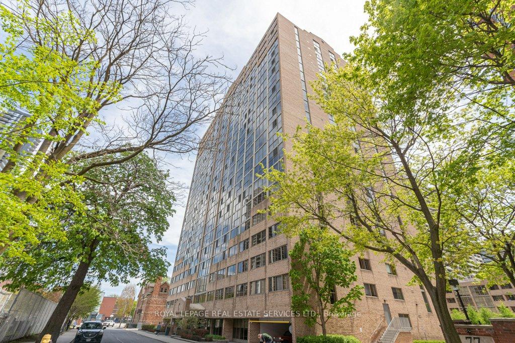 15 Maitland Place  #409