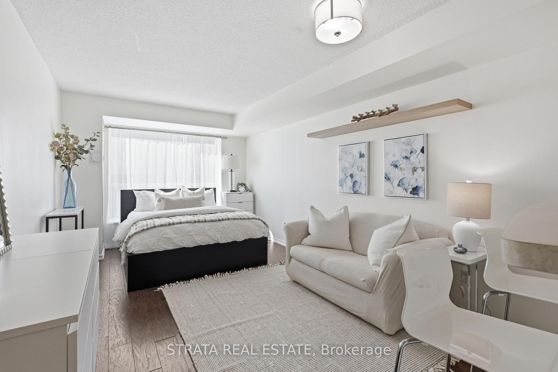 109 Front Street E #440