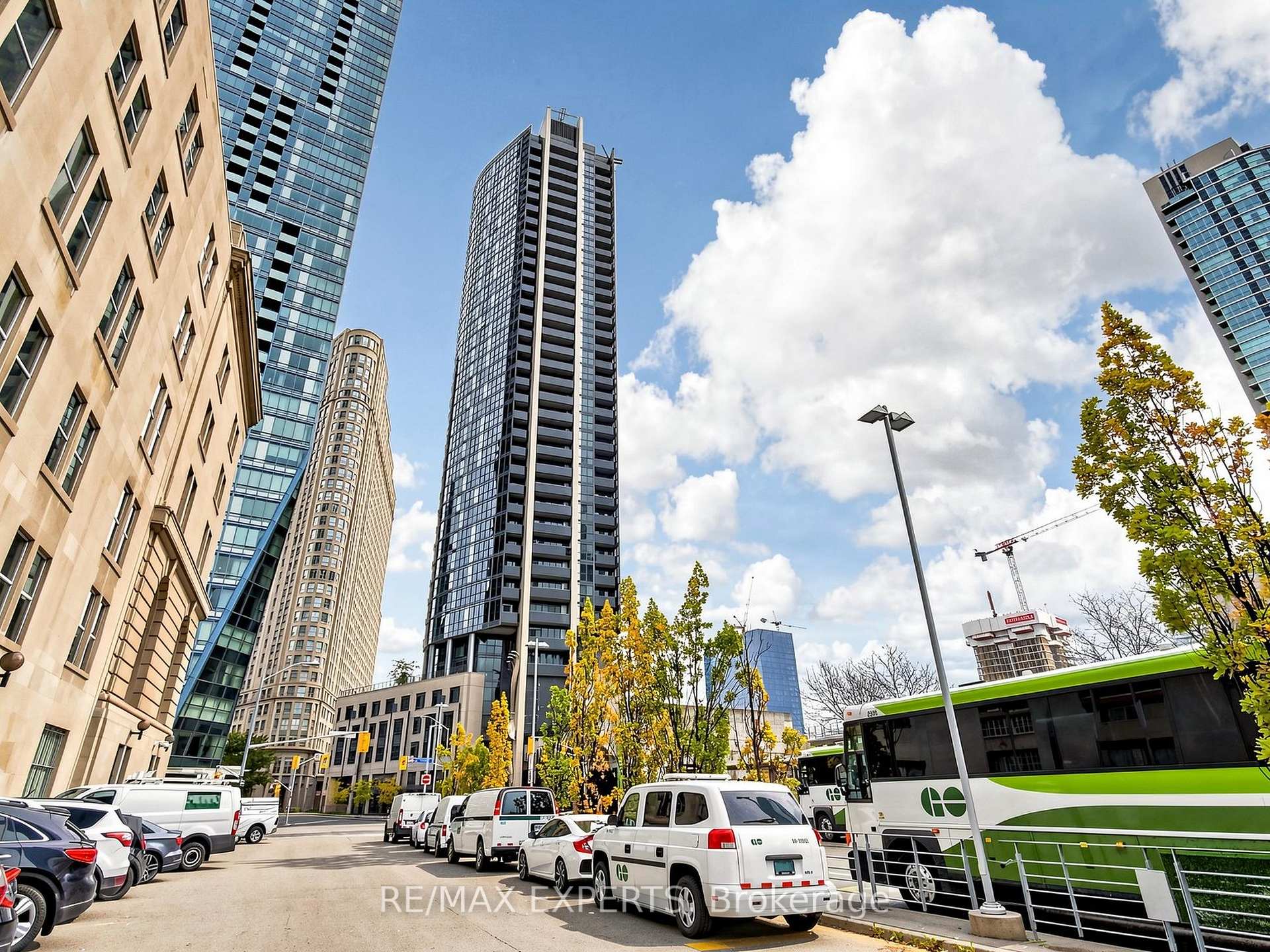 1 The Esplanade Drive  #2305