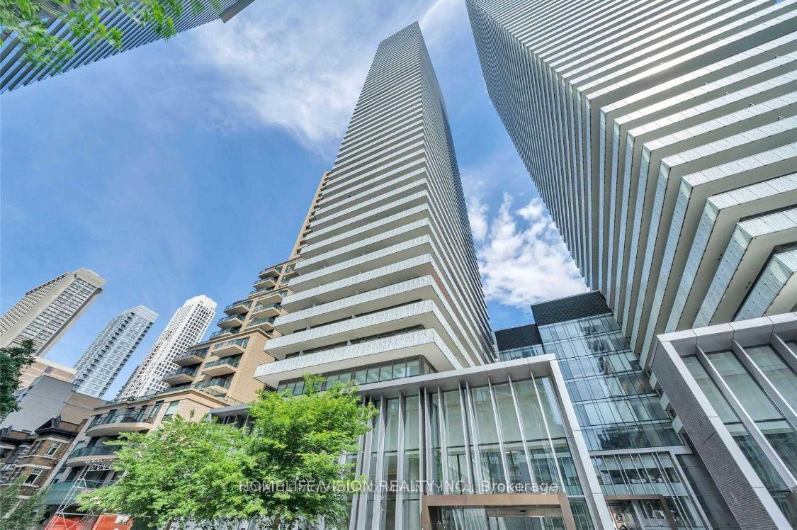 42 Charles Street E #4207