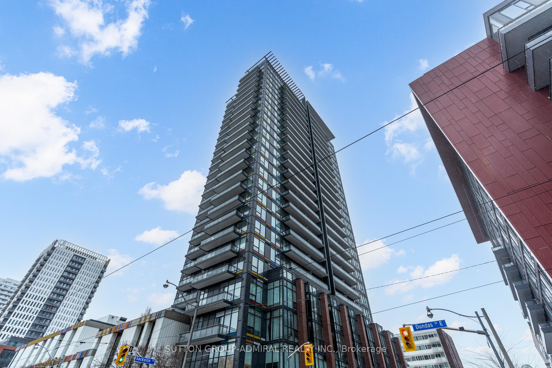 225 Sackville Street  Ph2606