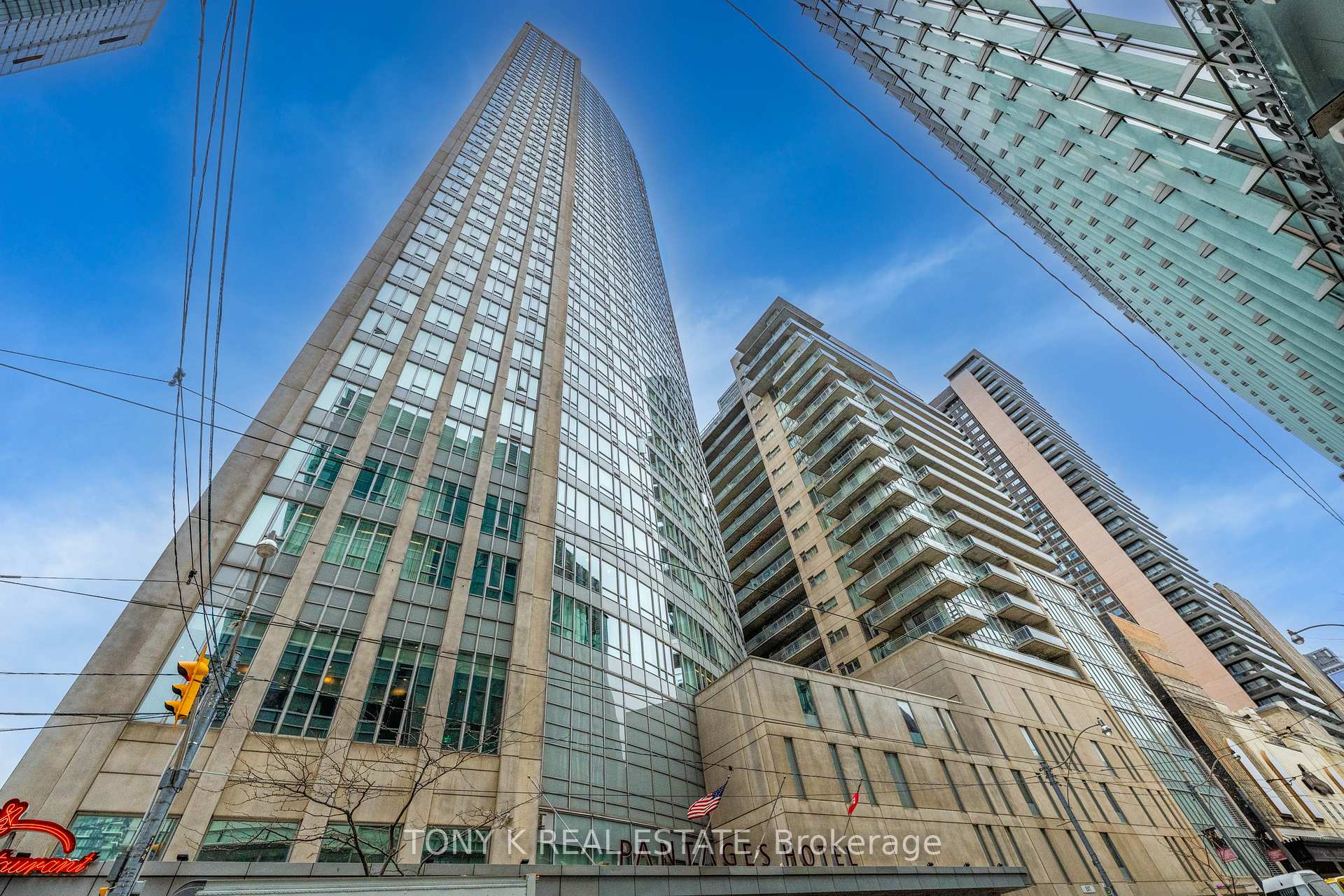 210 Victoria Street  #2113