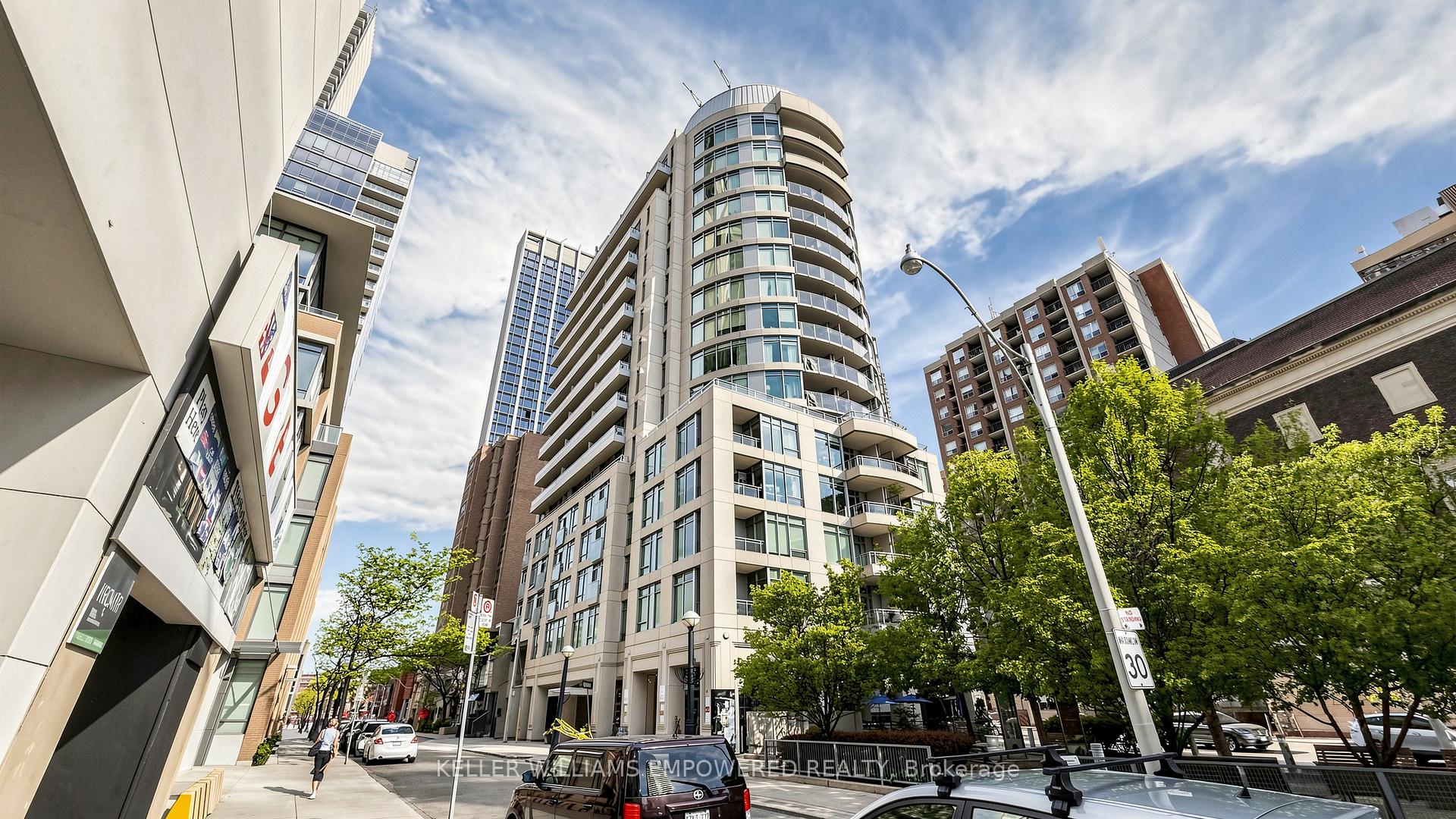 8 Scollard Street  #311