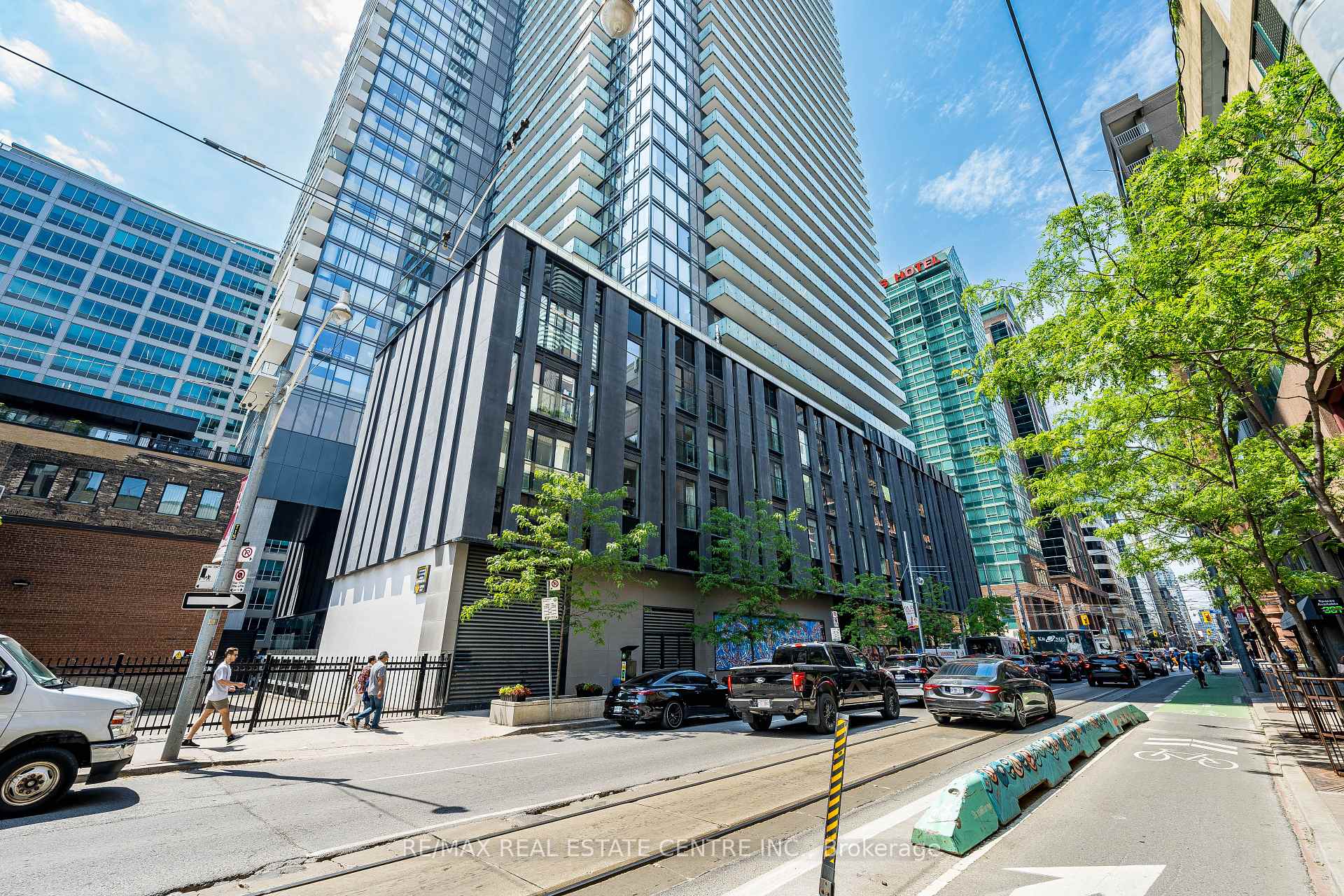25 Richmond Street E #312