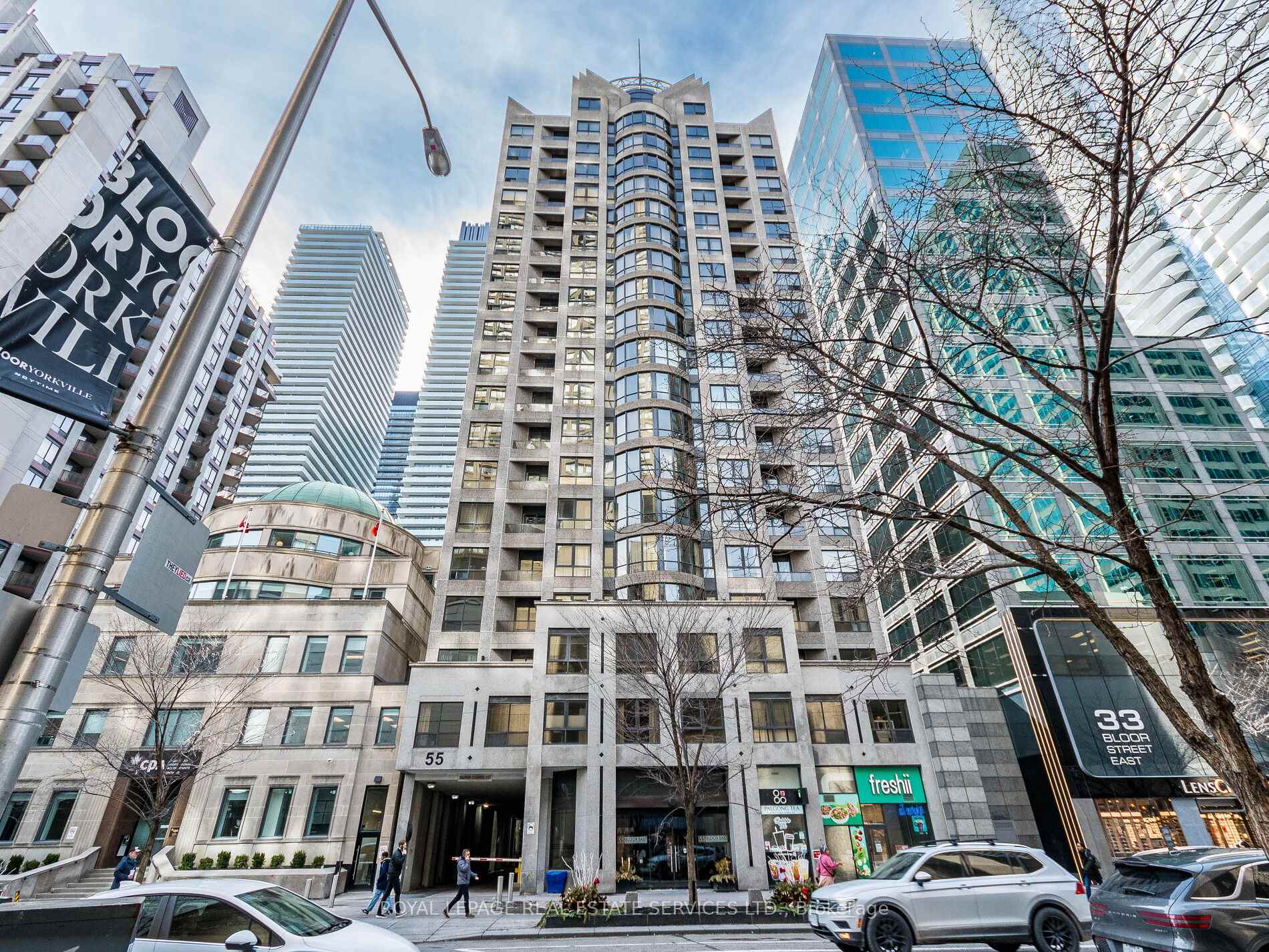 55 Bloor Street E #802