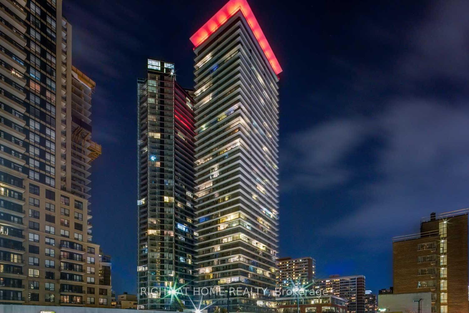 33 Charles Street  #2903