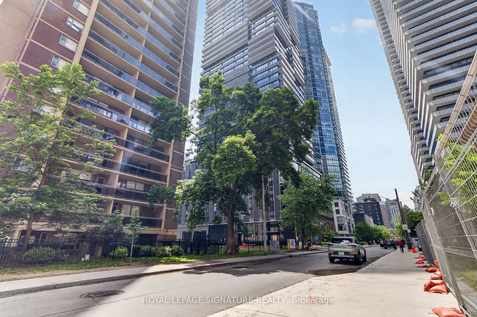 55 Charles Street E #4303