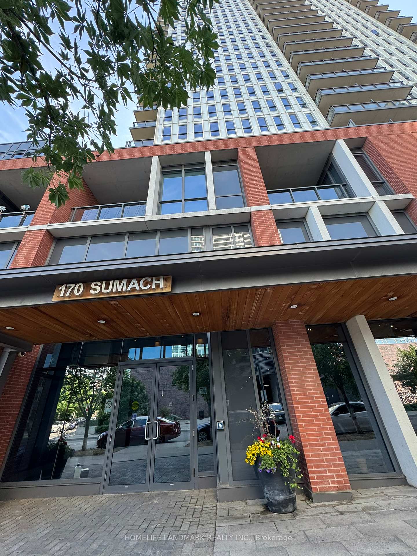 170 Sumach Street  #504