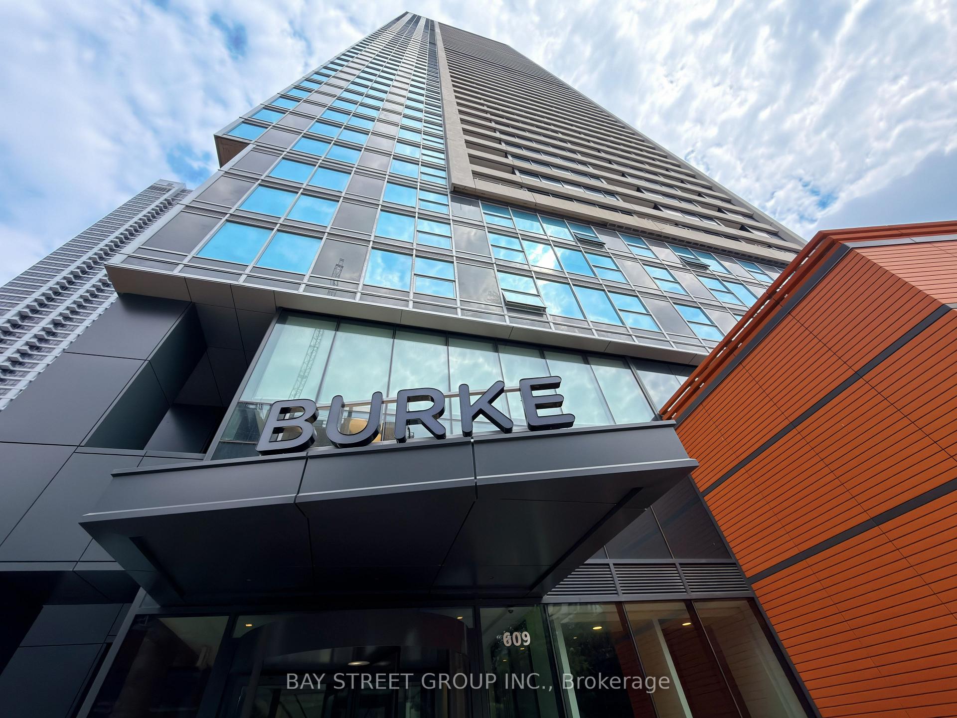 609 Sherbourne Street  #1211