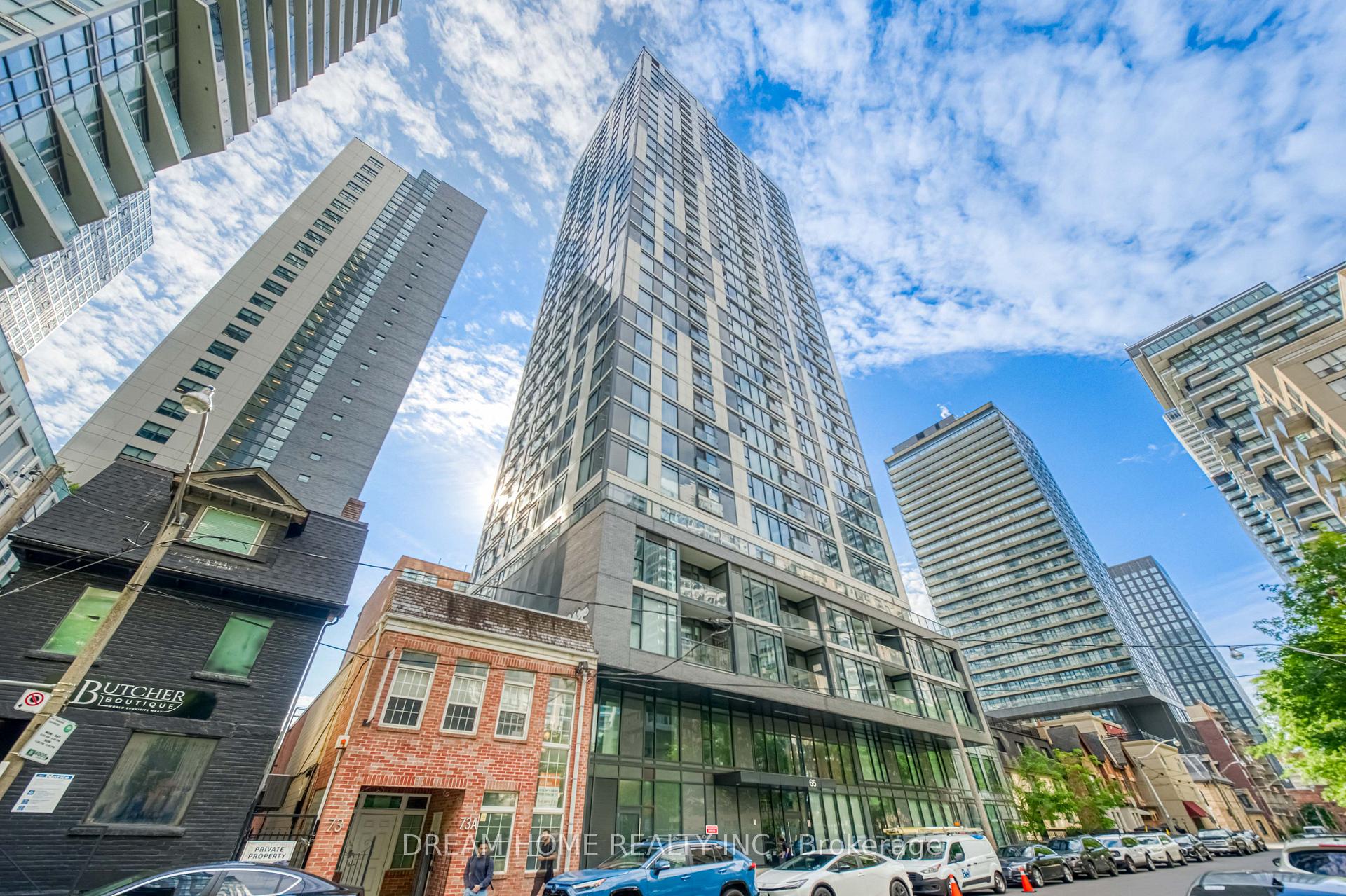 65 Mutual Street  #2204