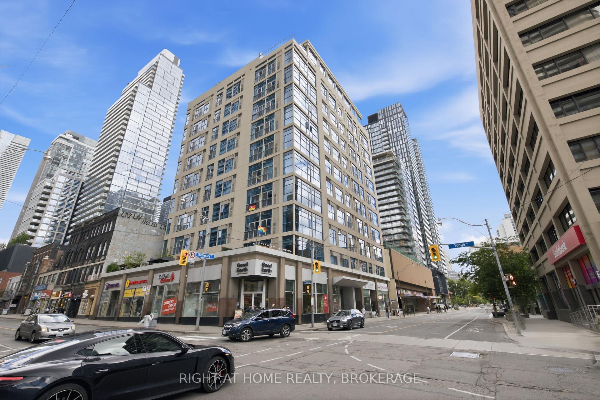 8 Wellesley Street E #802