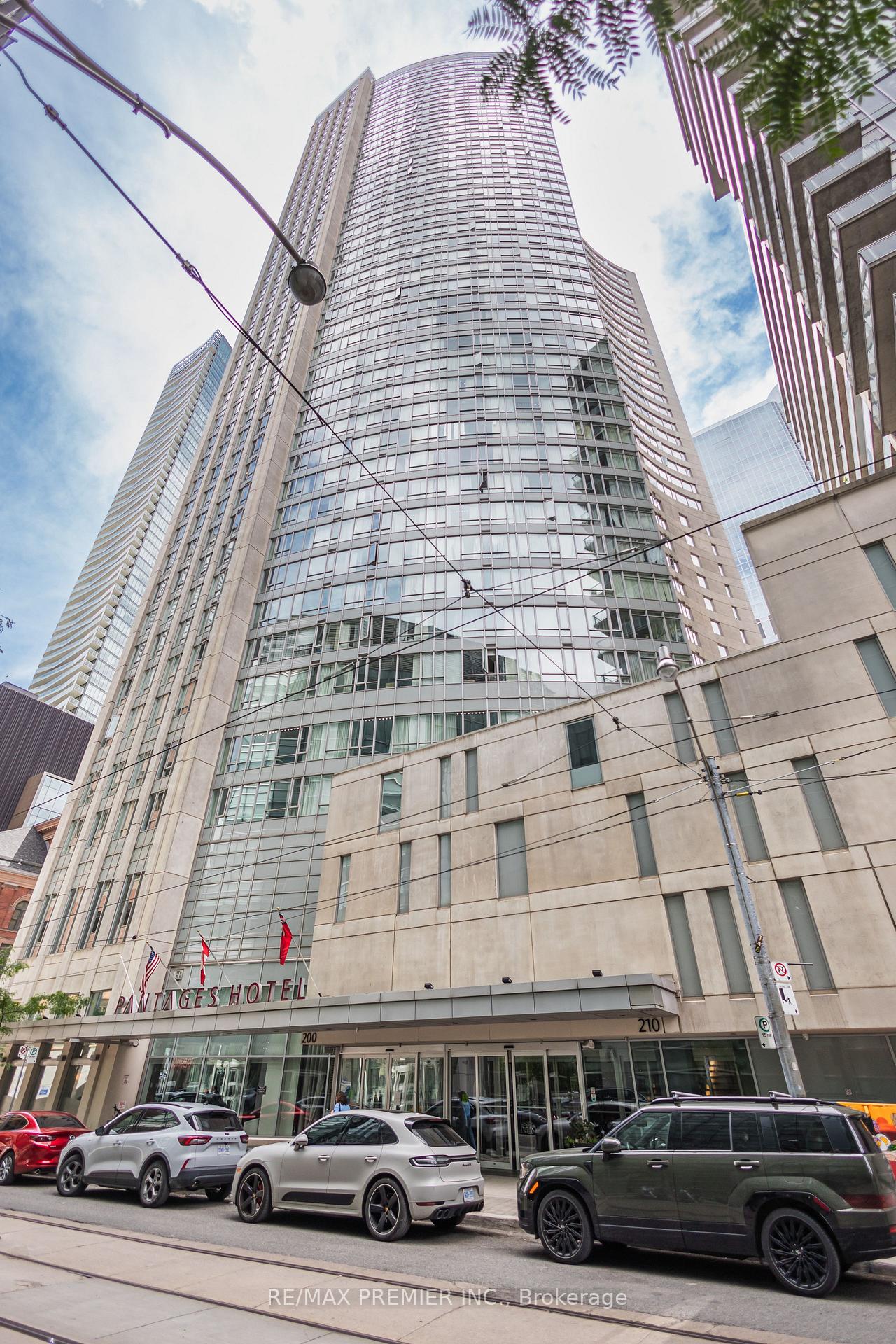 210 Victoria Street  #4407