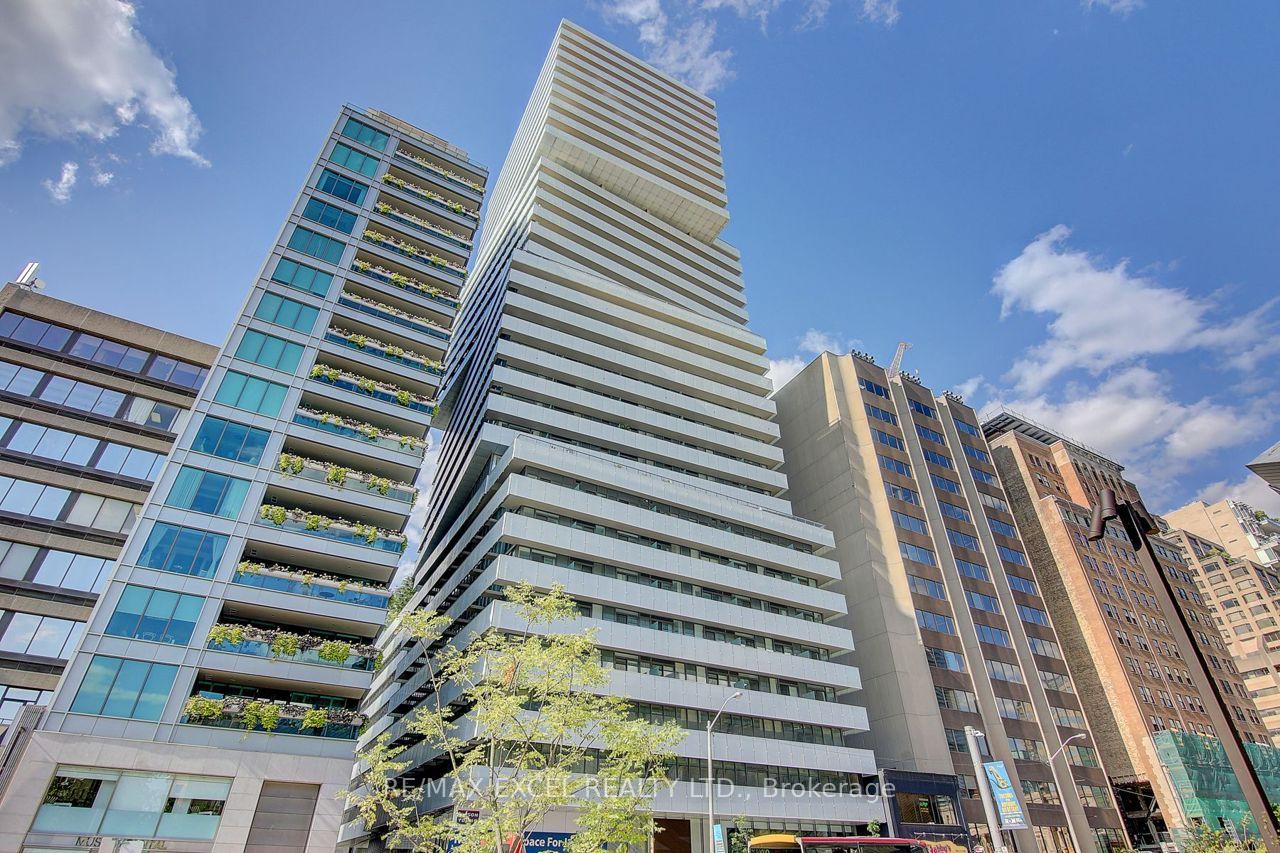 200 Bloor Street W #2201