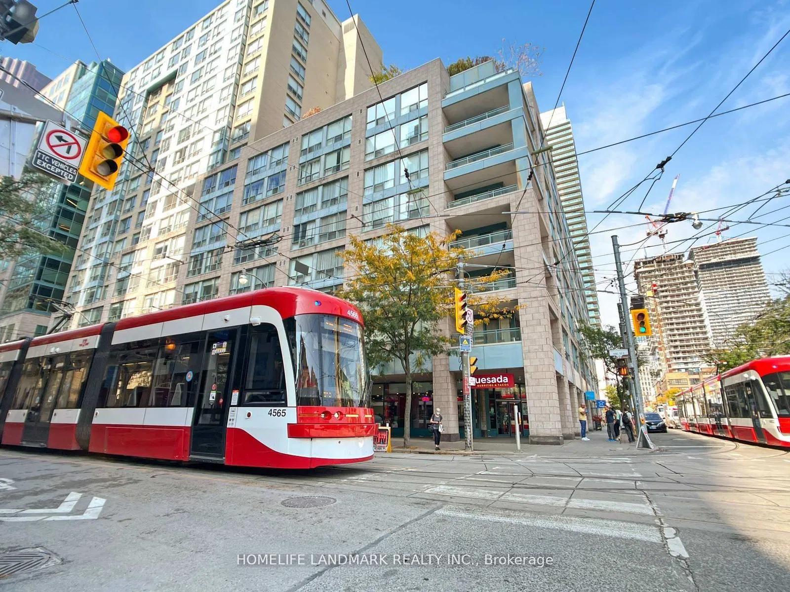 92 King Street E #805