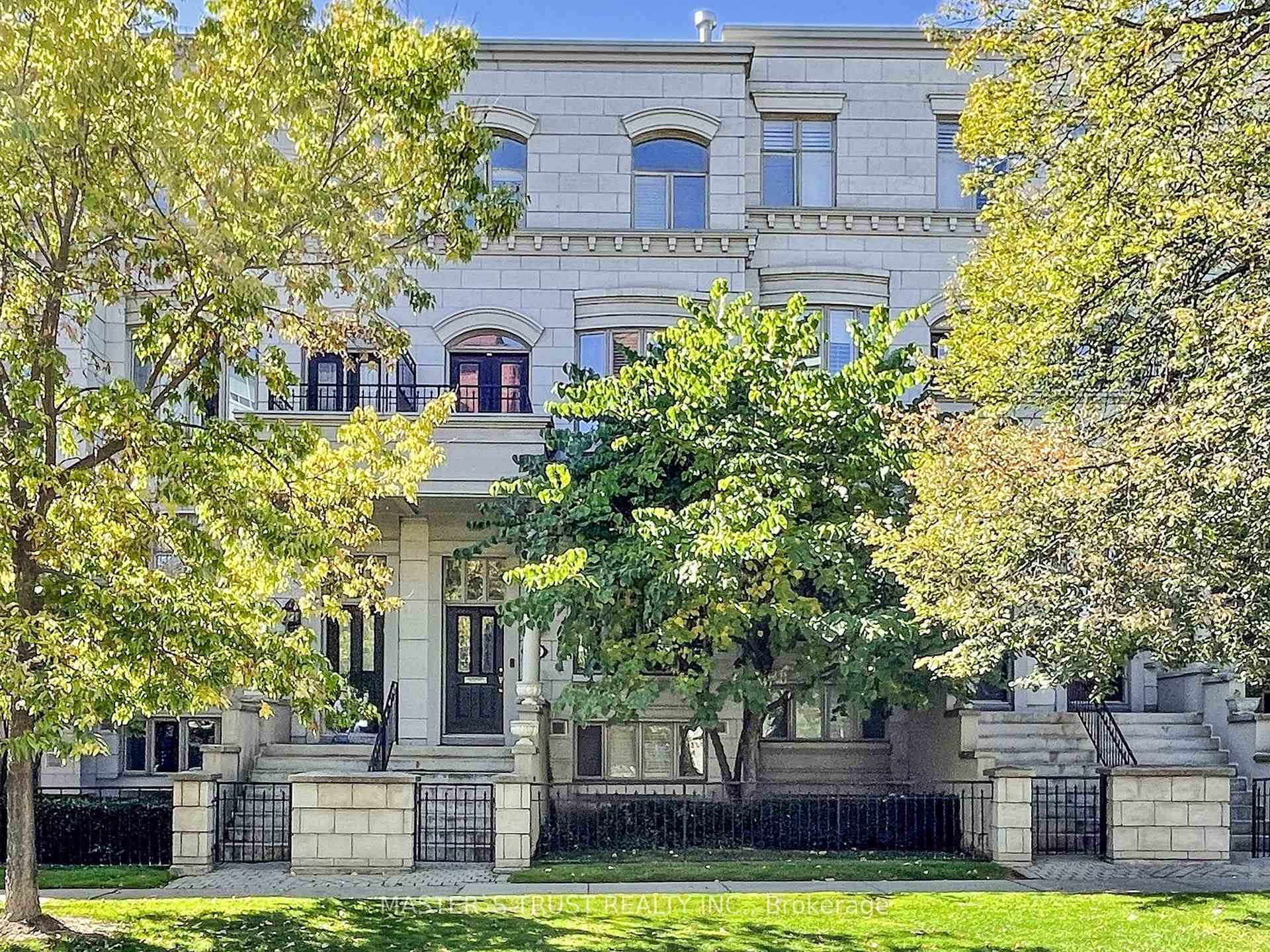 260 Russell Hill Road  #11