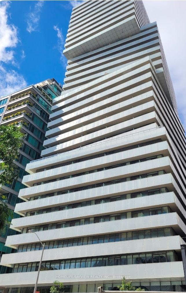 200 bloor Street W #3105