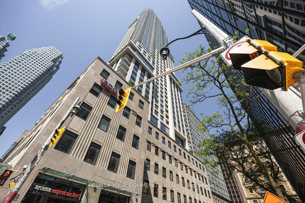 88 Scott Street  #506