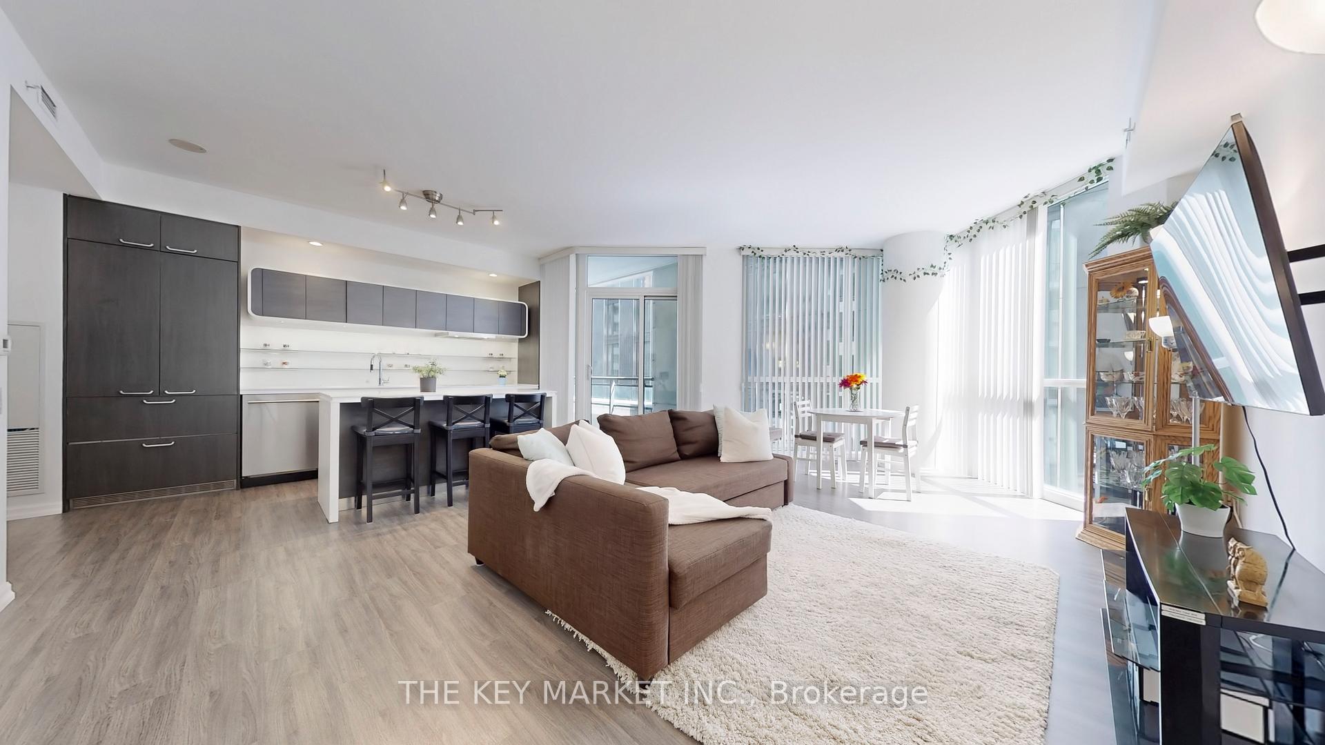 45 Charles Street E #511