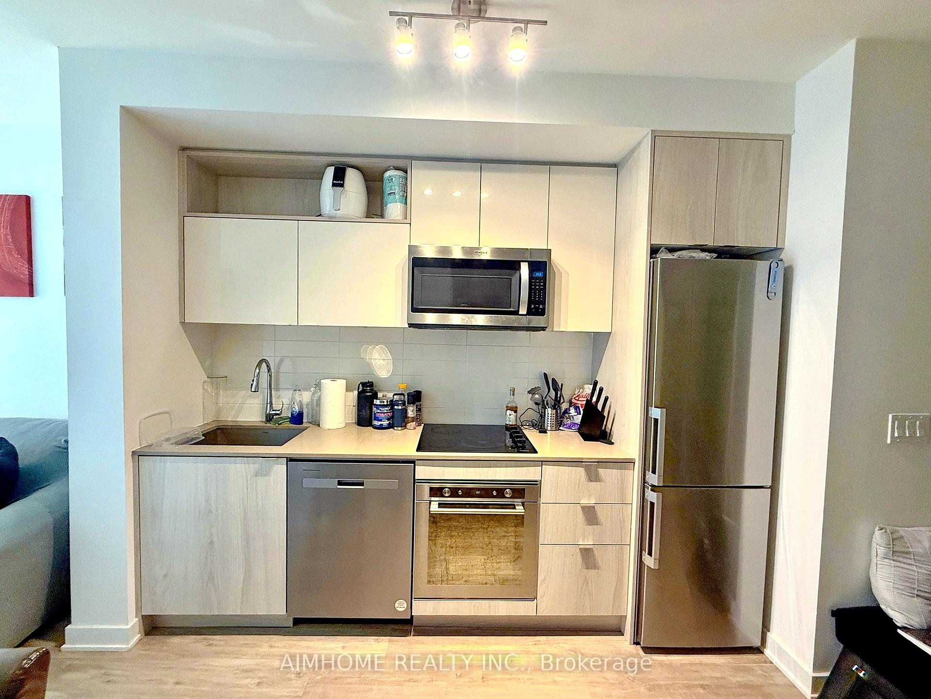 121 Lower Sherbourne Street  #456