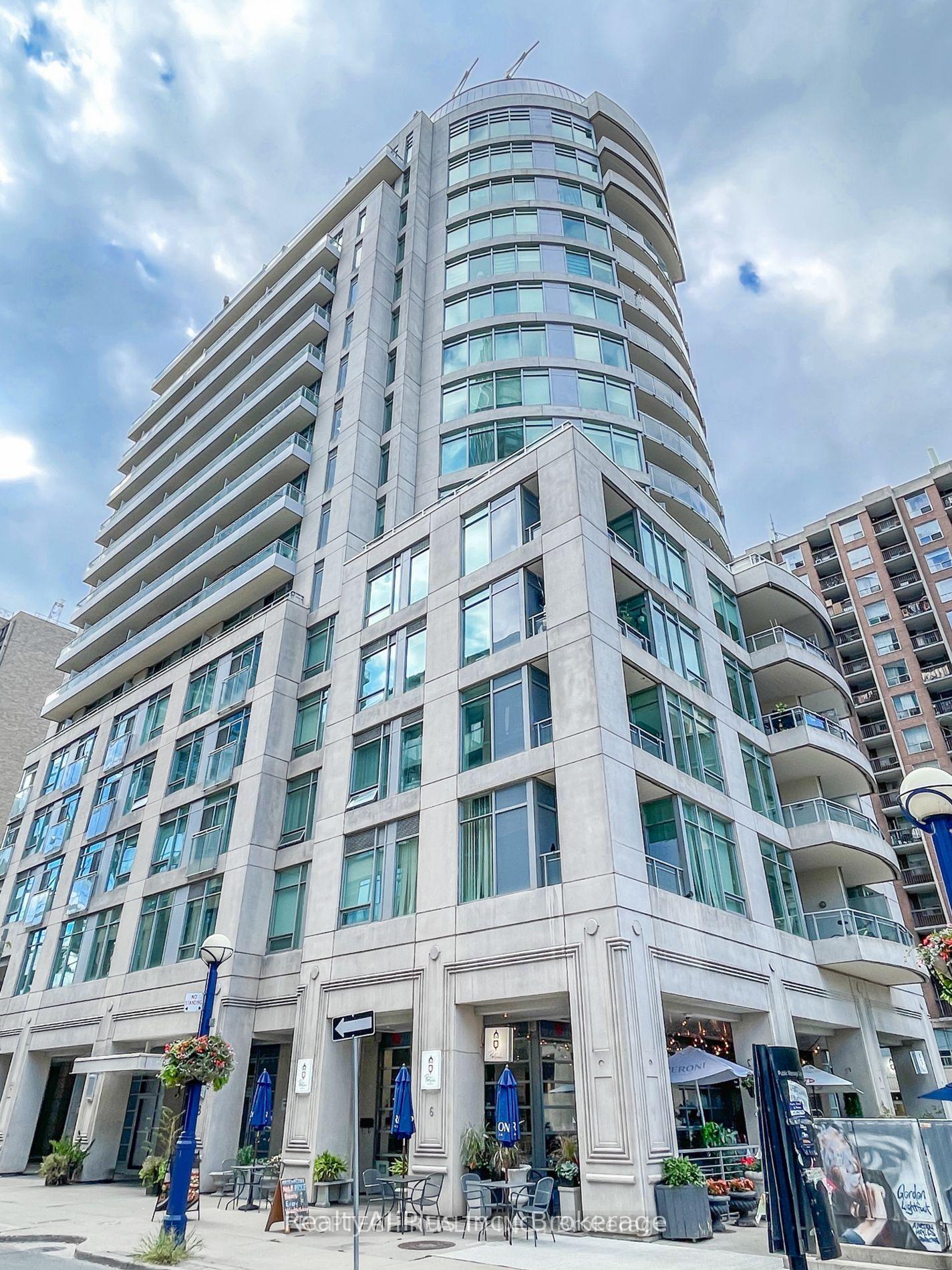 8 Scollard Street  #304