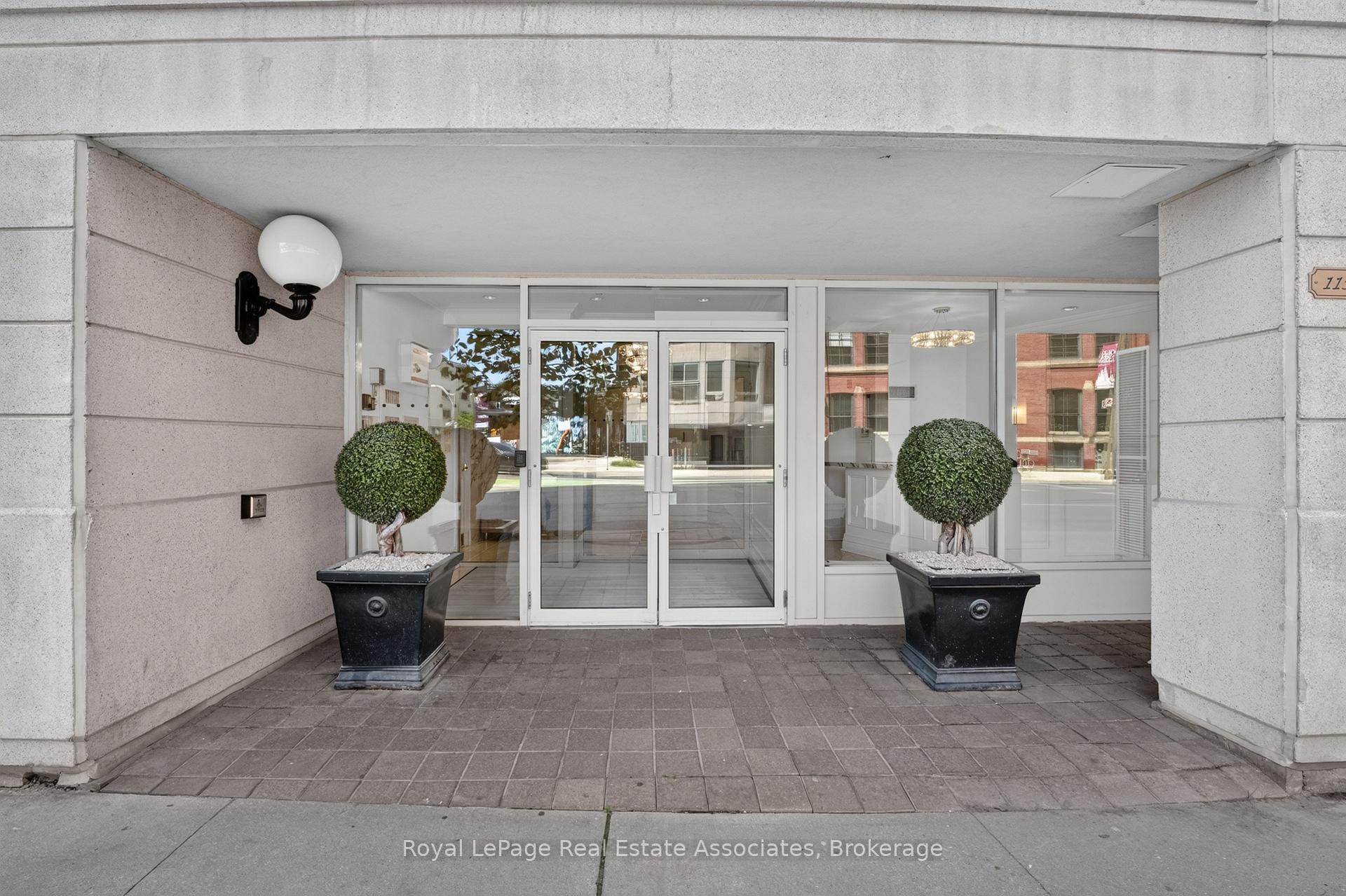 115 Richmond Street E #1006
