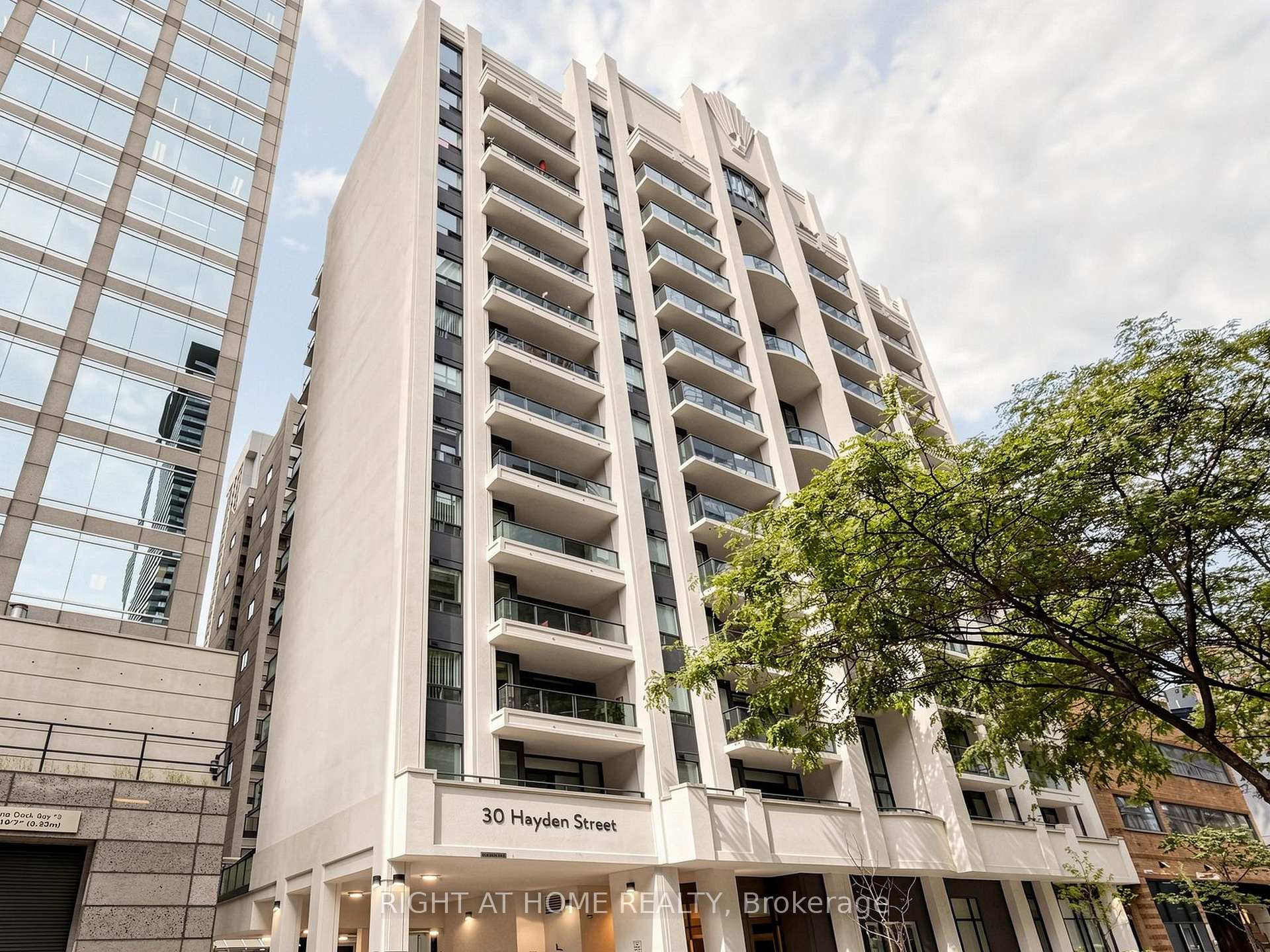 30 Hayden Street  #404