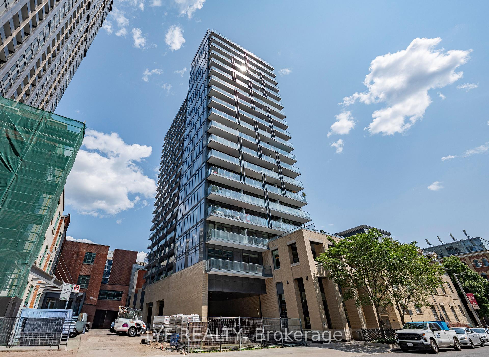105 George Street  #402
