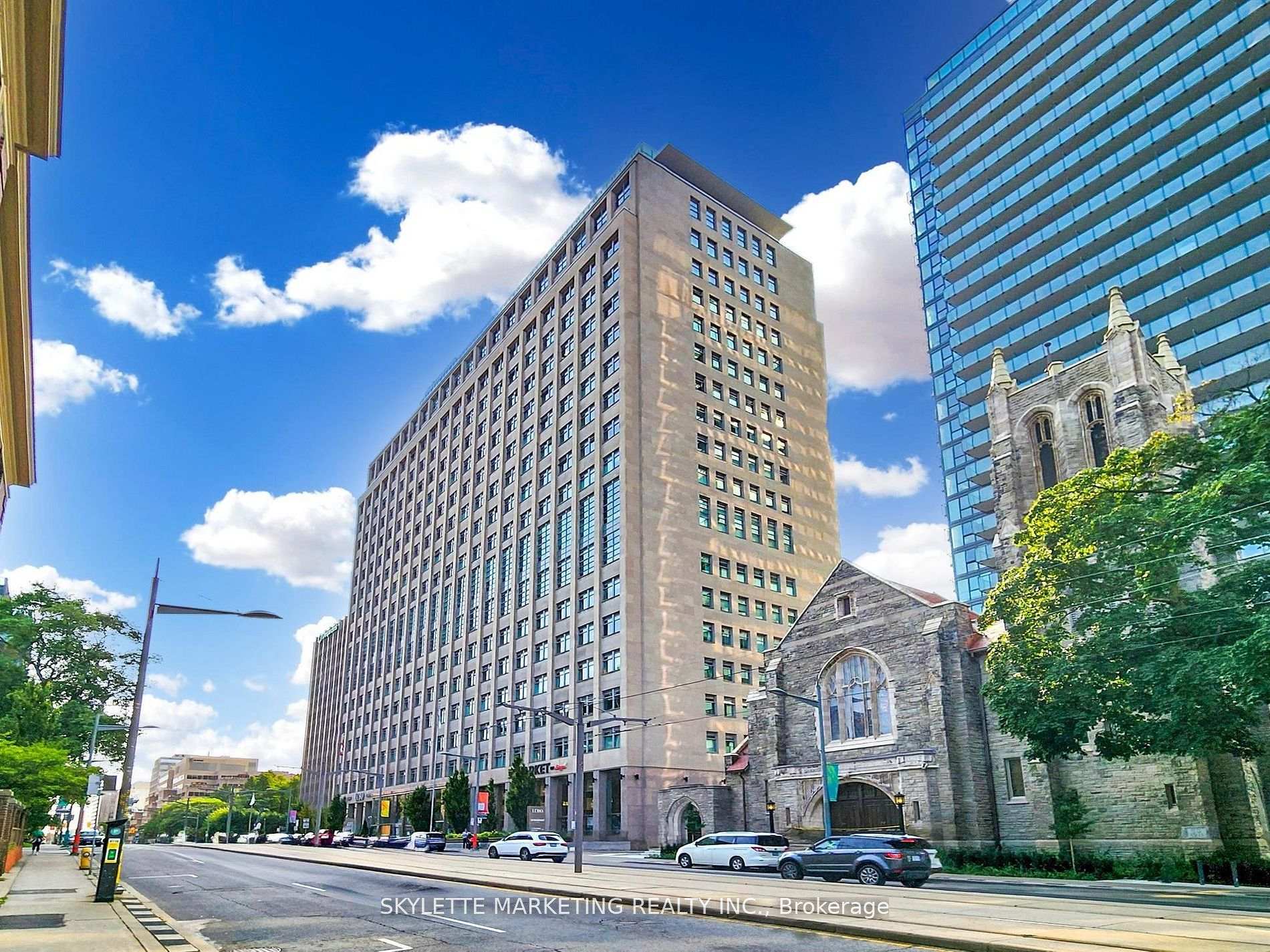 111 St Clair Avenue W #1128