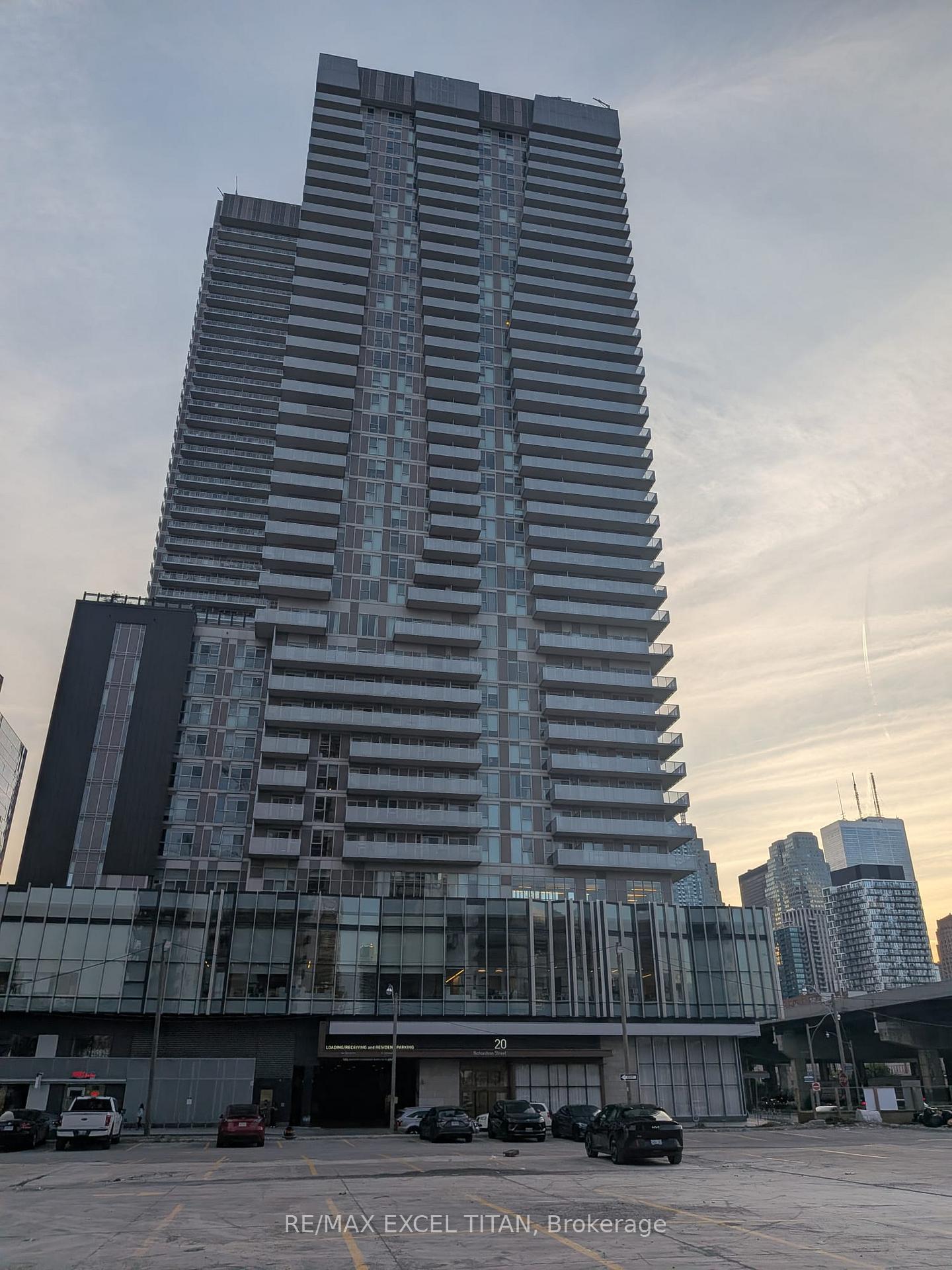 20 Richardson Street E #3101
