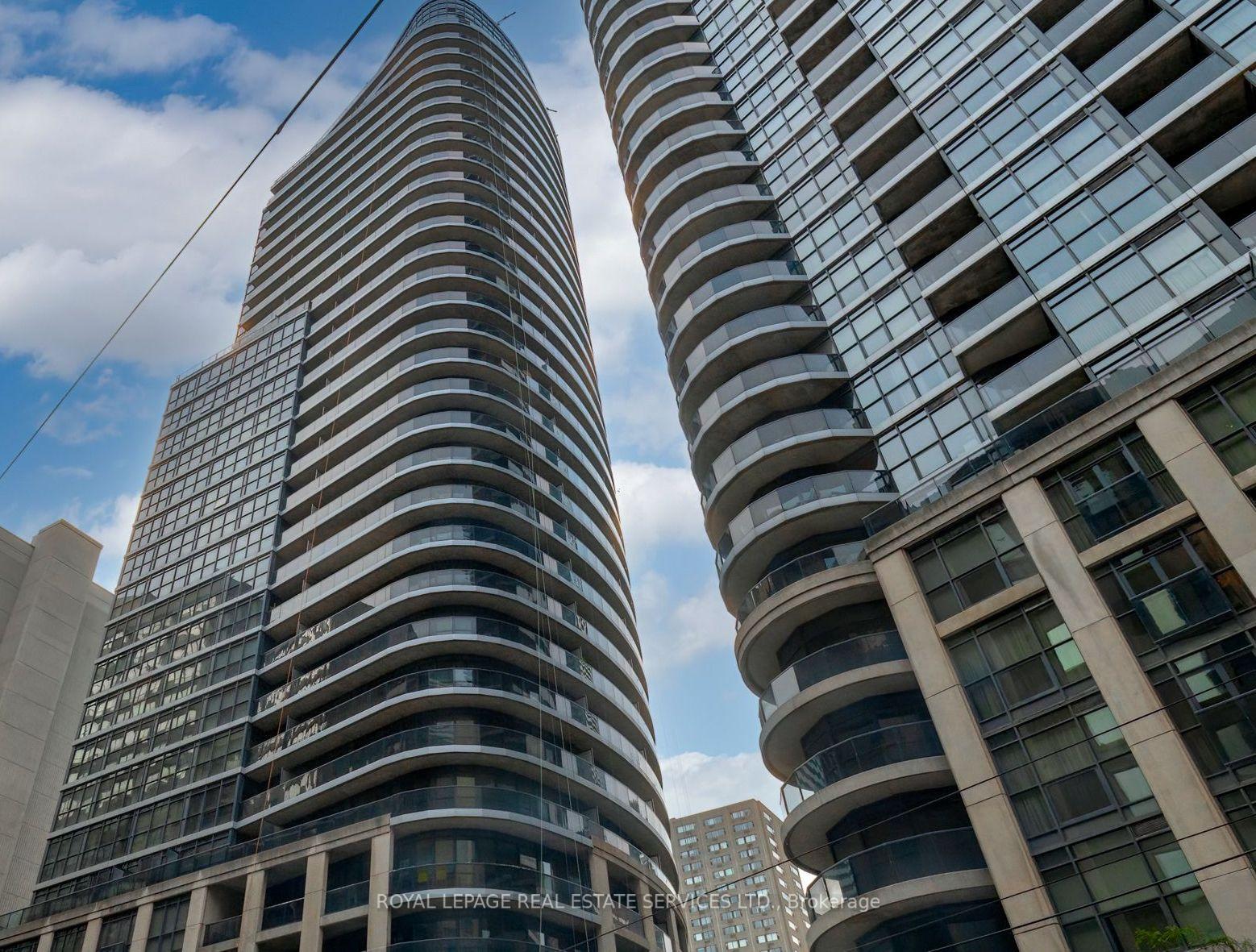 25 Carlton Street  #603