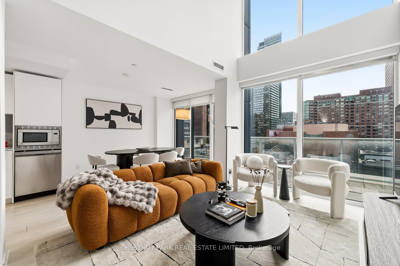 18 Maitland Terrace  #405